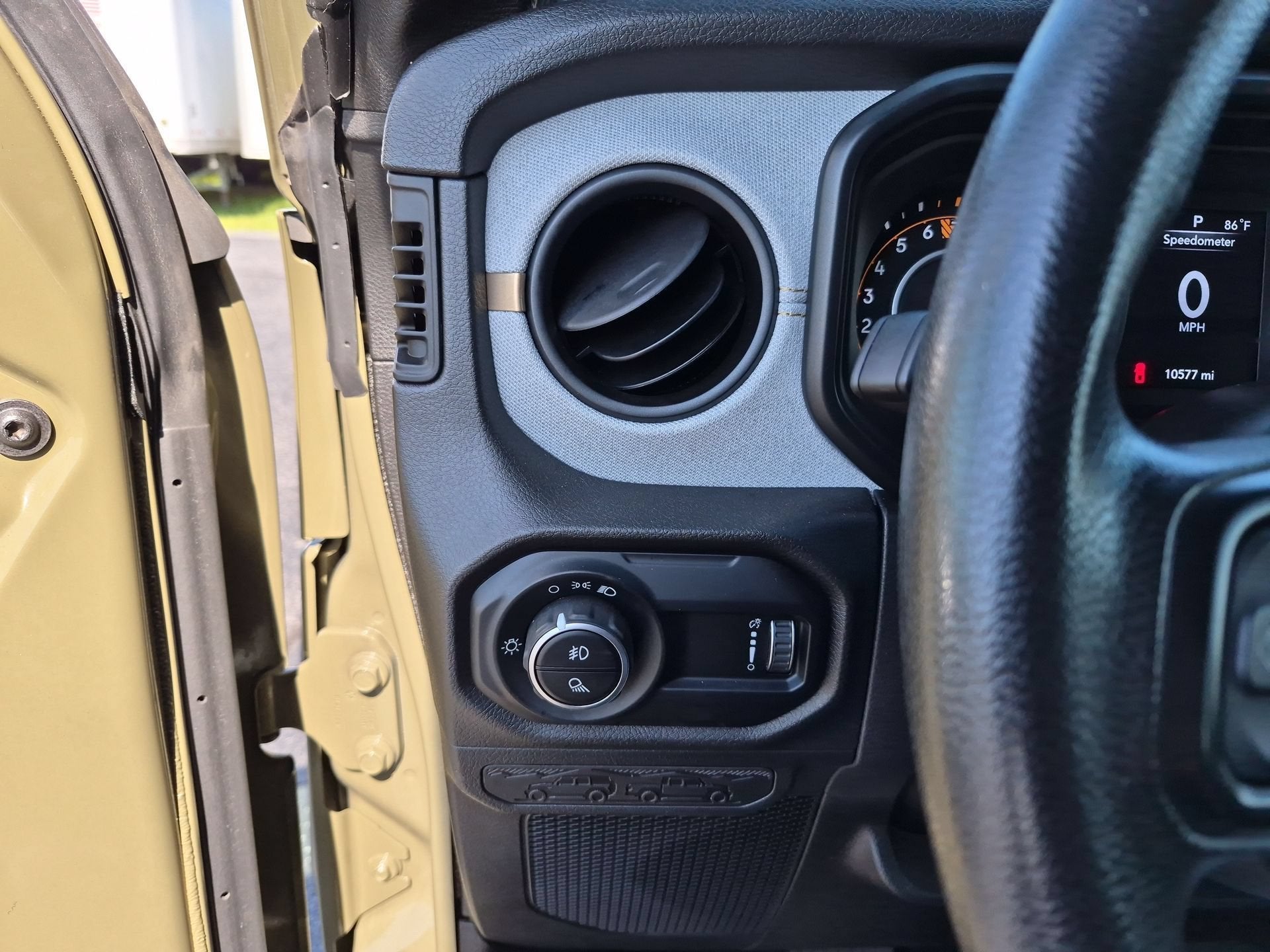 2025 Jeep Gladiator Nighthawk