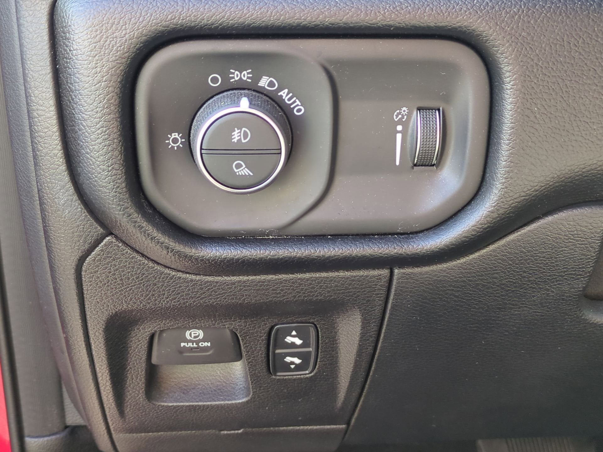 2021 RAM 1500 Big Horn Quad Cab 4x4 6'4" Box