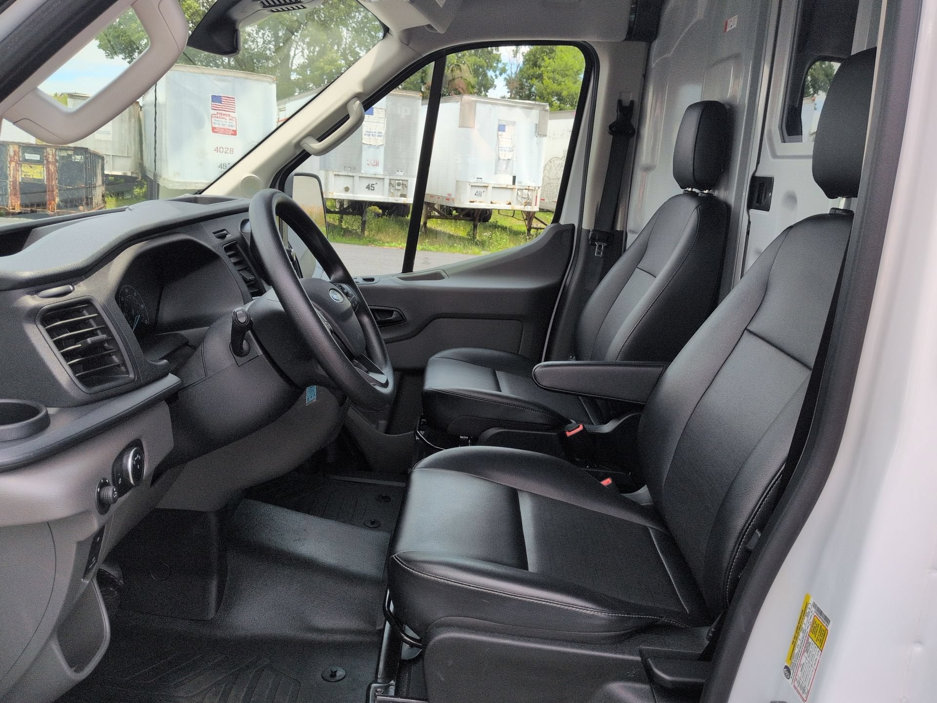 2025 Ford Transit Cargo Van Base