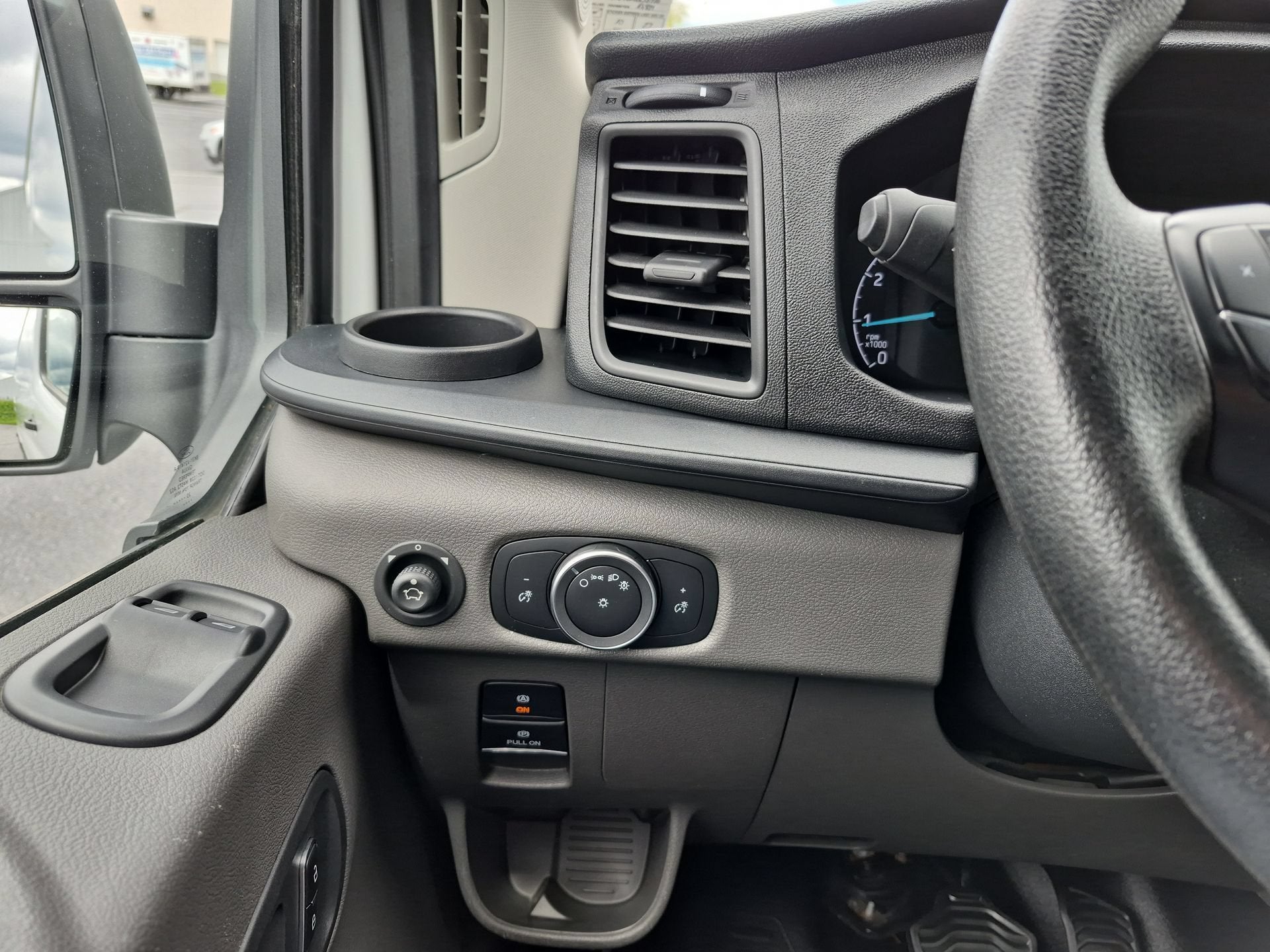 2025 Ford Transit Cargo Van Base