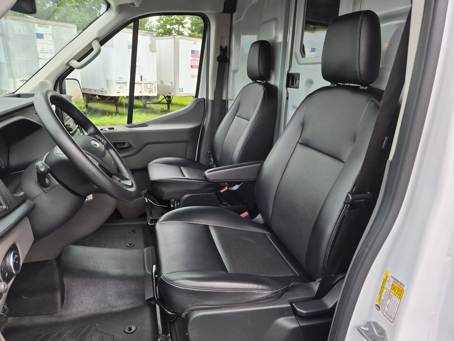2025 Ford Transit Cargo Van Base