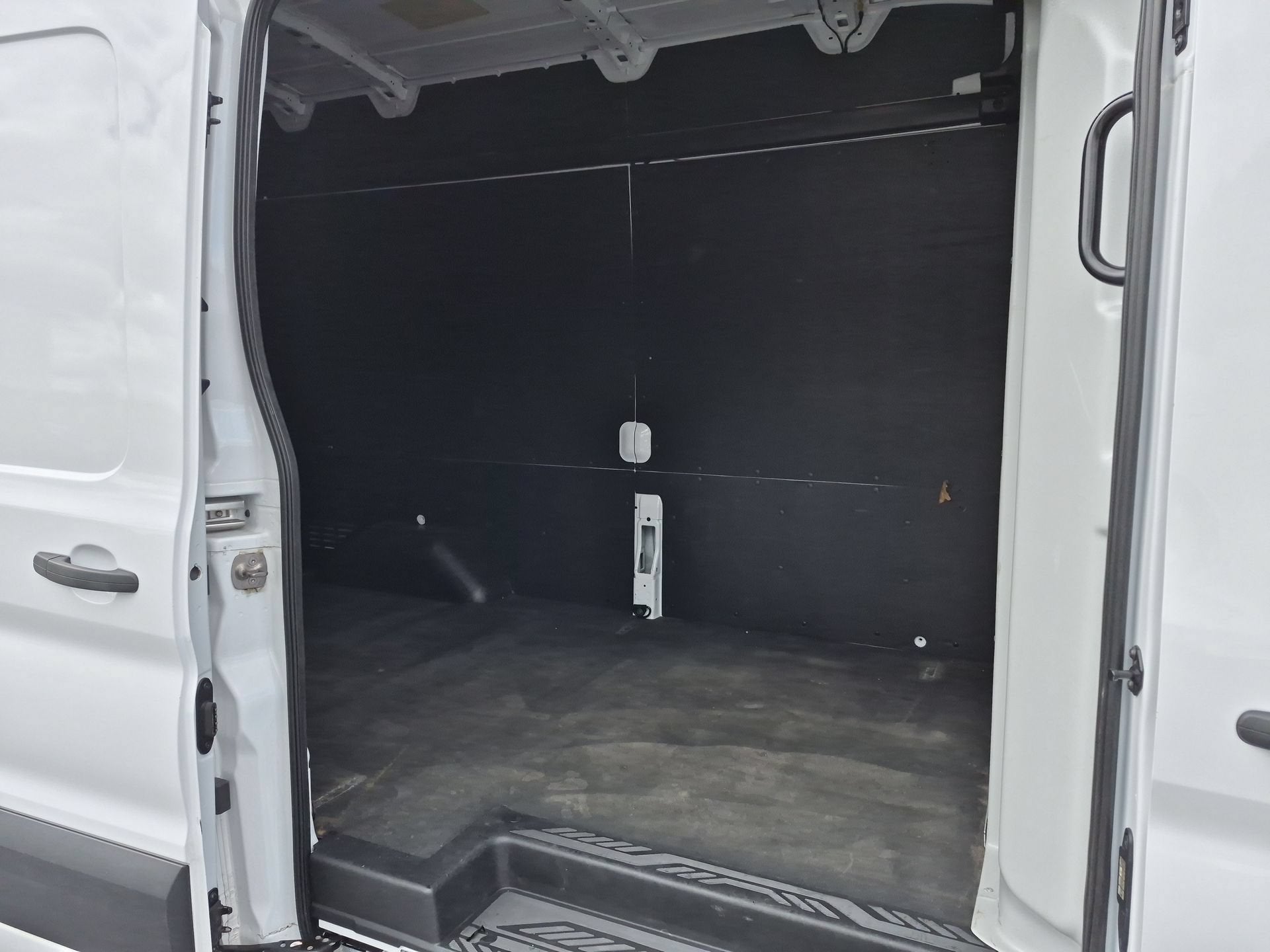 2025 Ford Transit Cargo Van Base