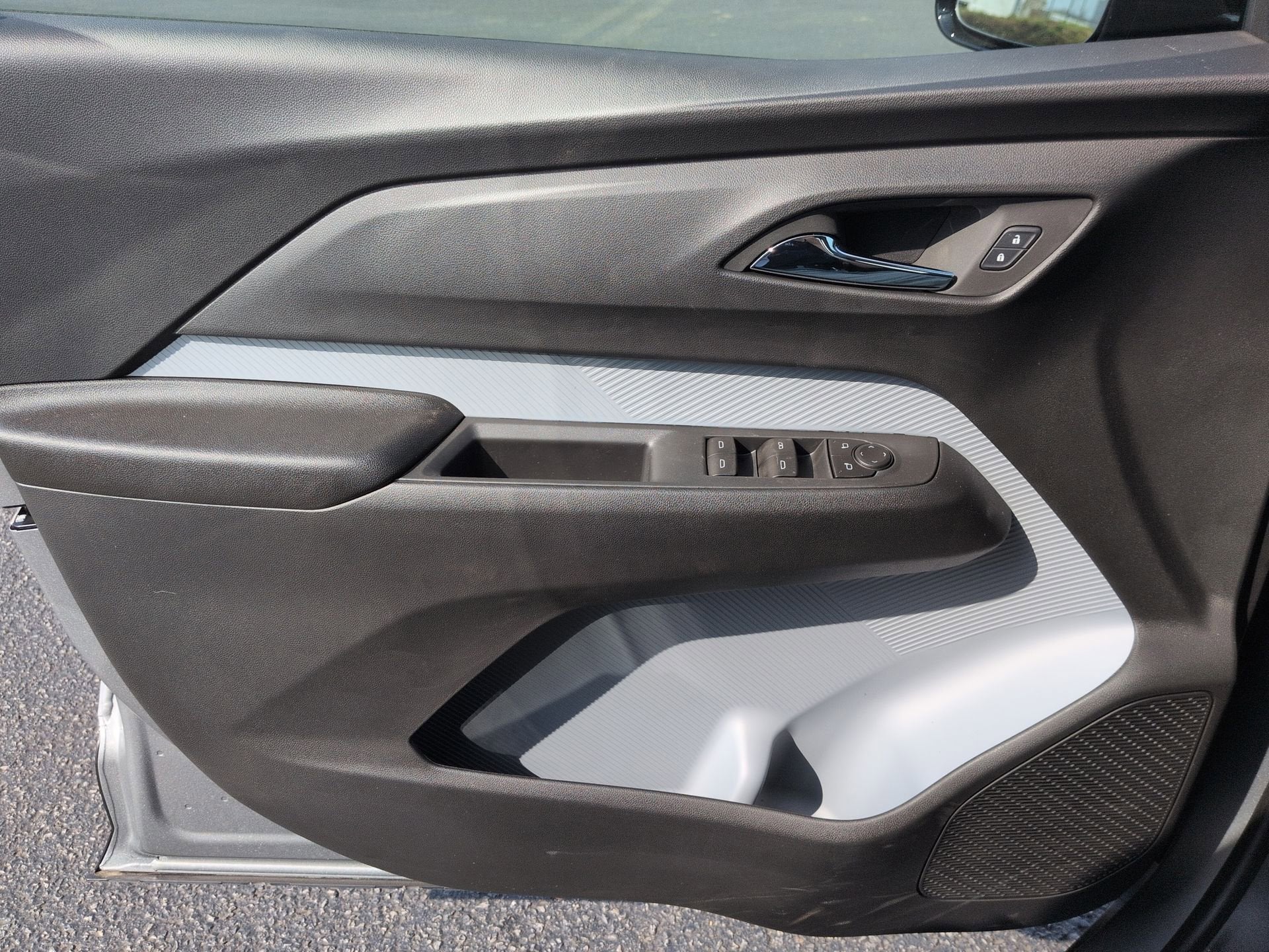 2027 Chevrolet Bolt LT SUV FWD