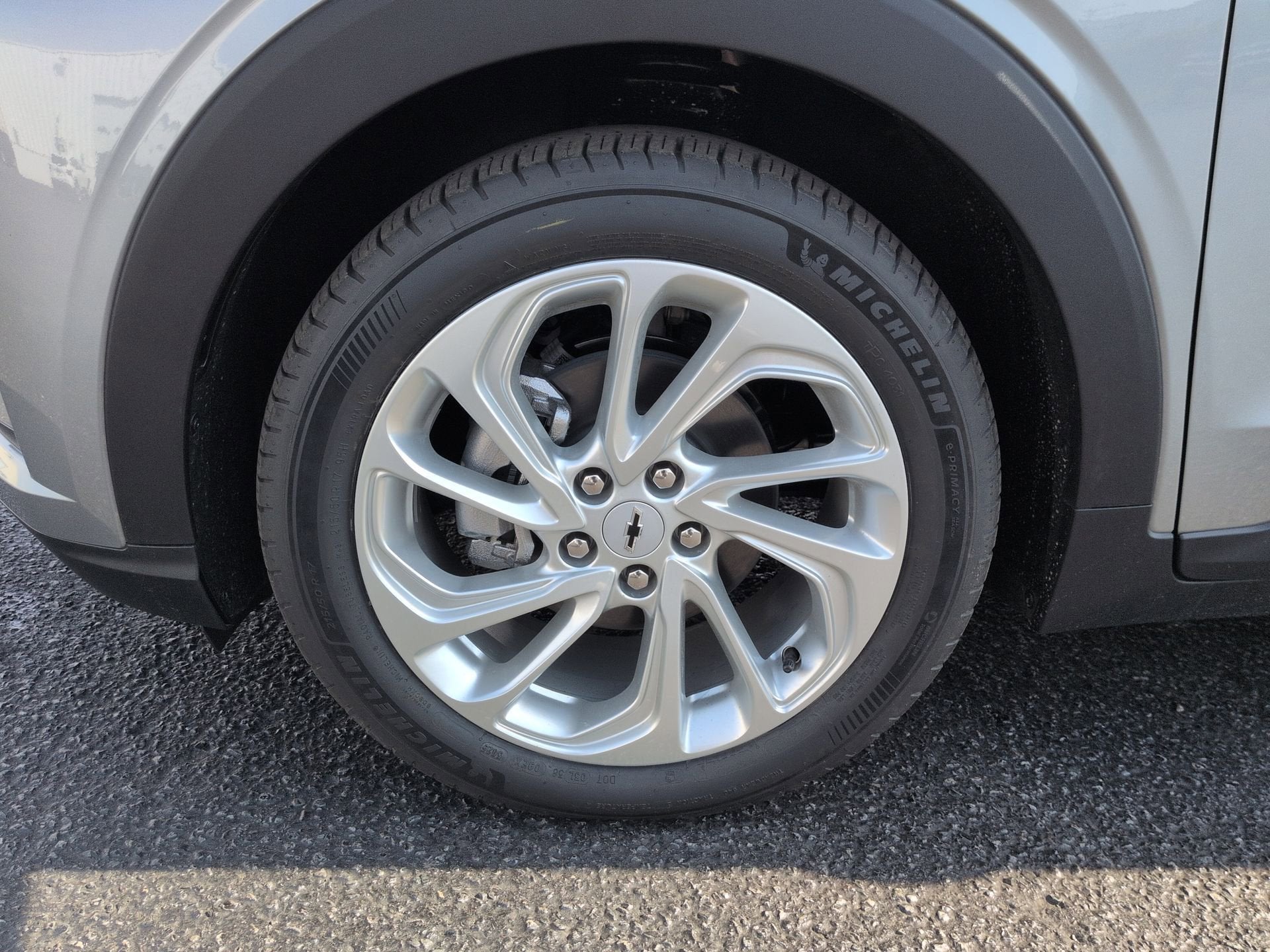 2027 Chevrolet Bolt LT SUV FWD