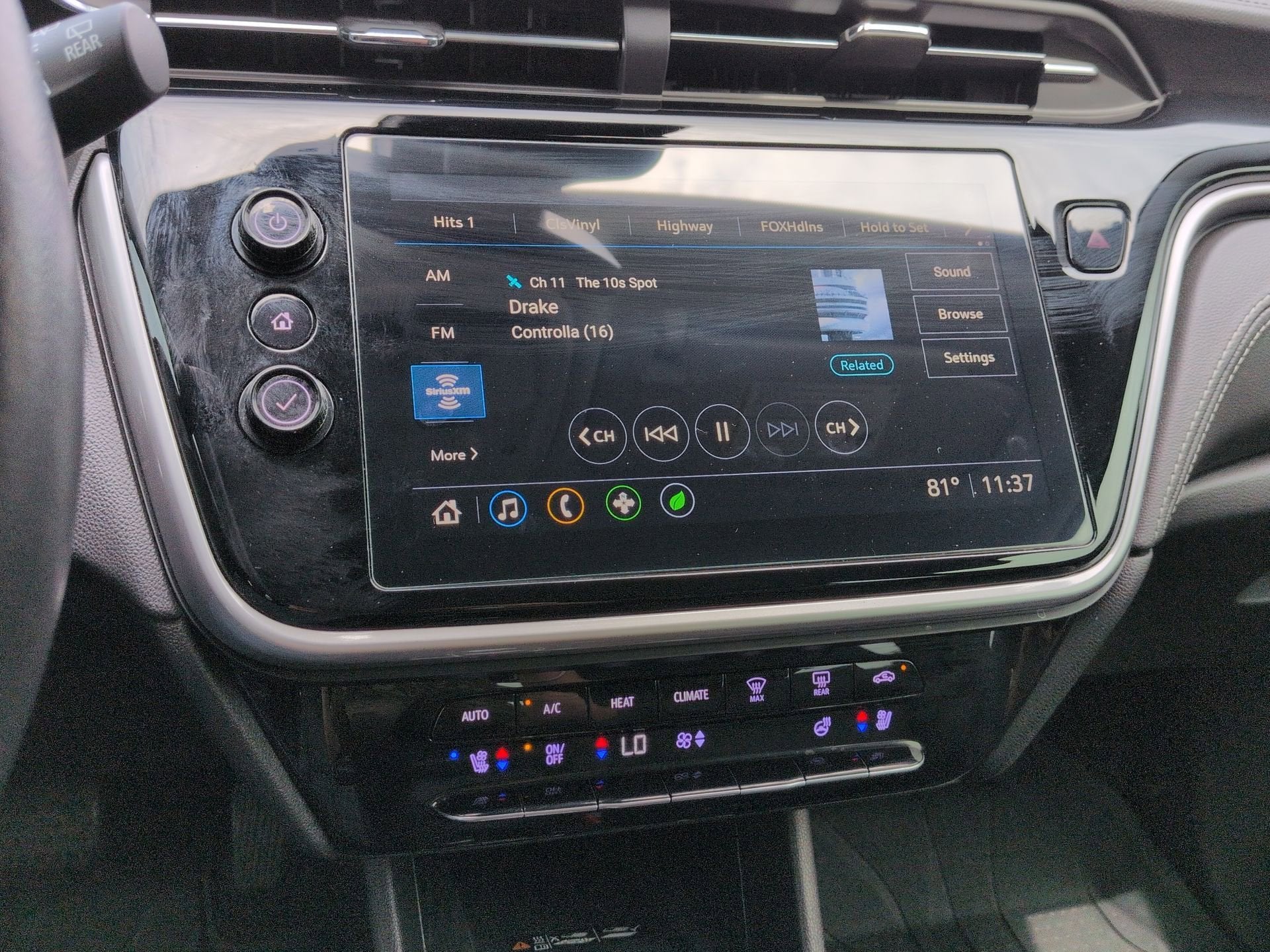 2022 Chevrolet Bolt EUV LT