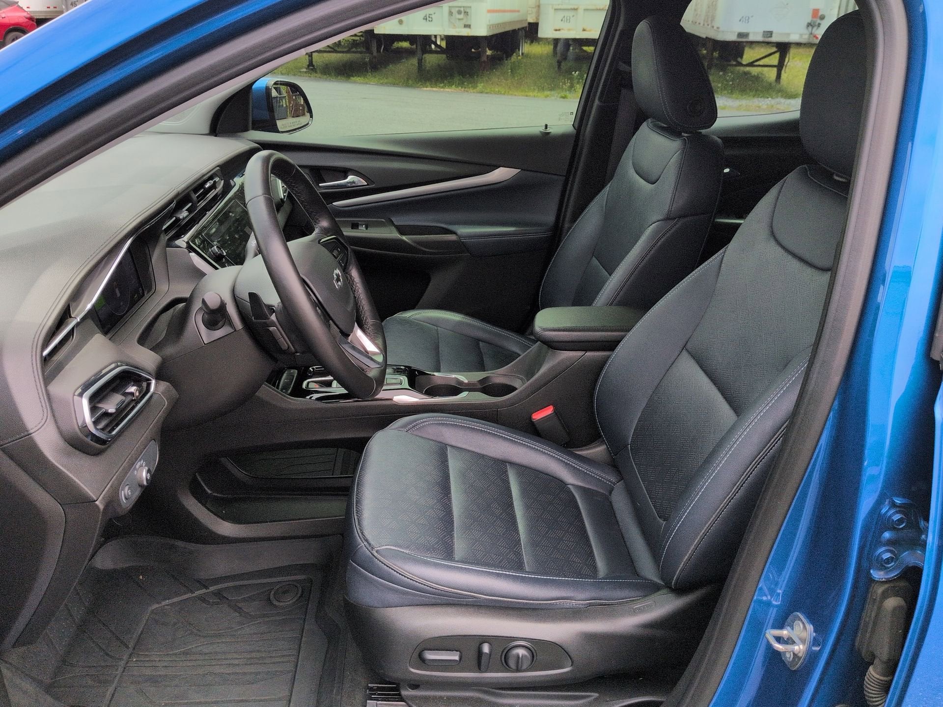 2022 Chevrolet Bolt EUV LT
