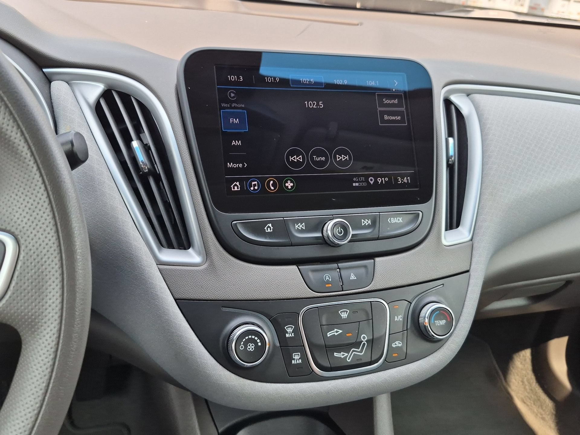 2022 Chevrolet Malibu LS