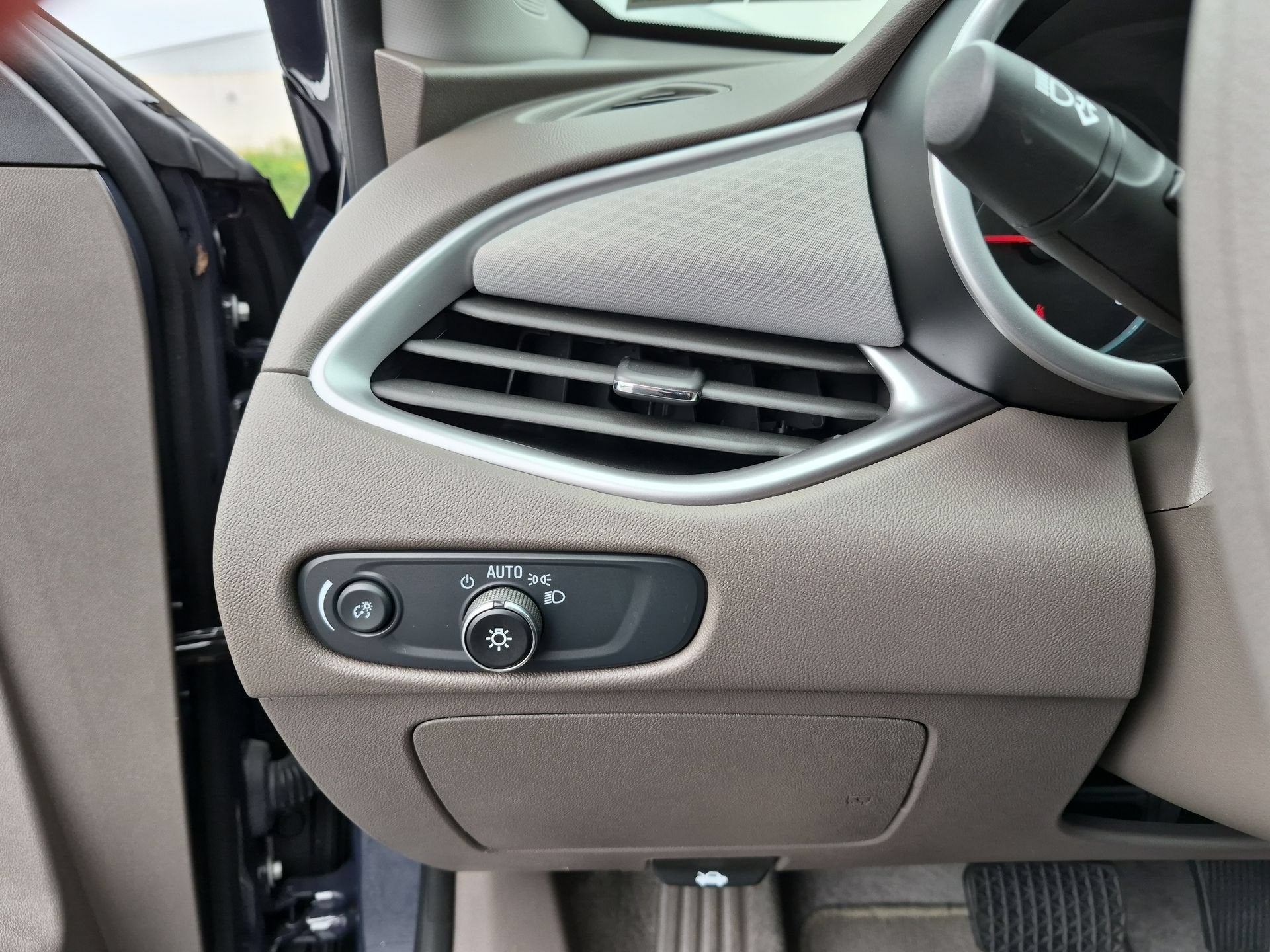 2025 Chevrolet Malibu LS