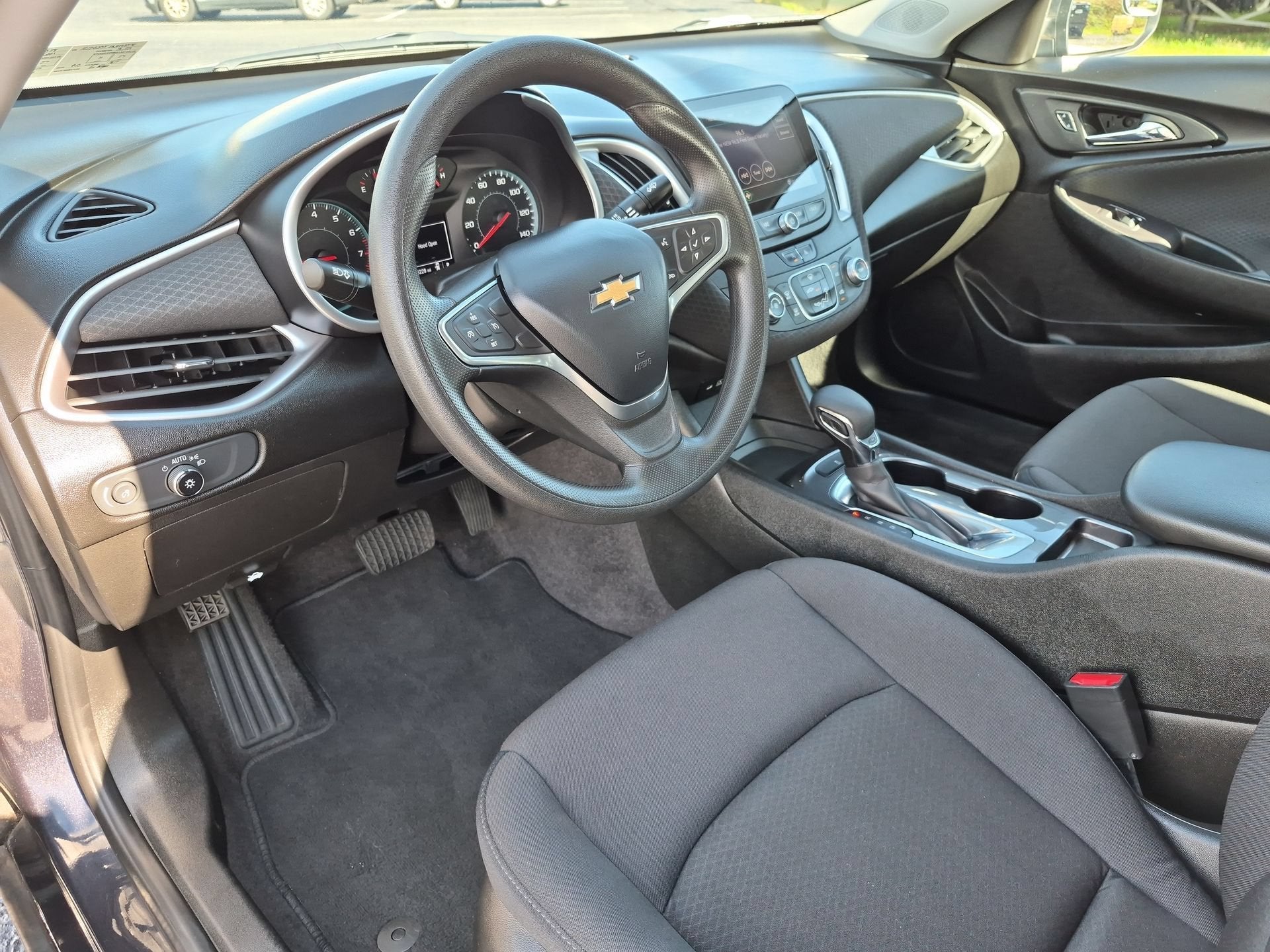 2022 Chevrolet Malibu LS