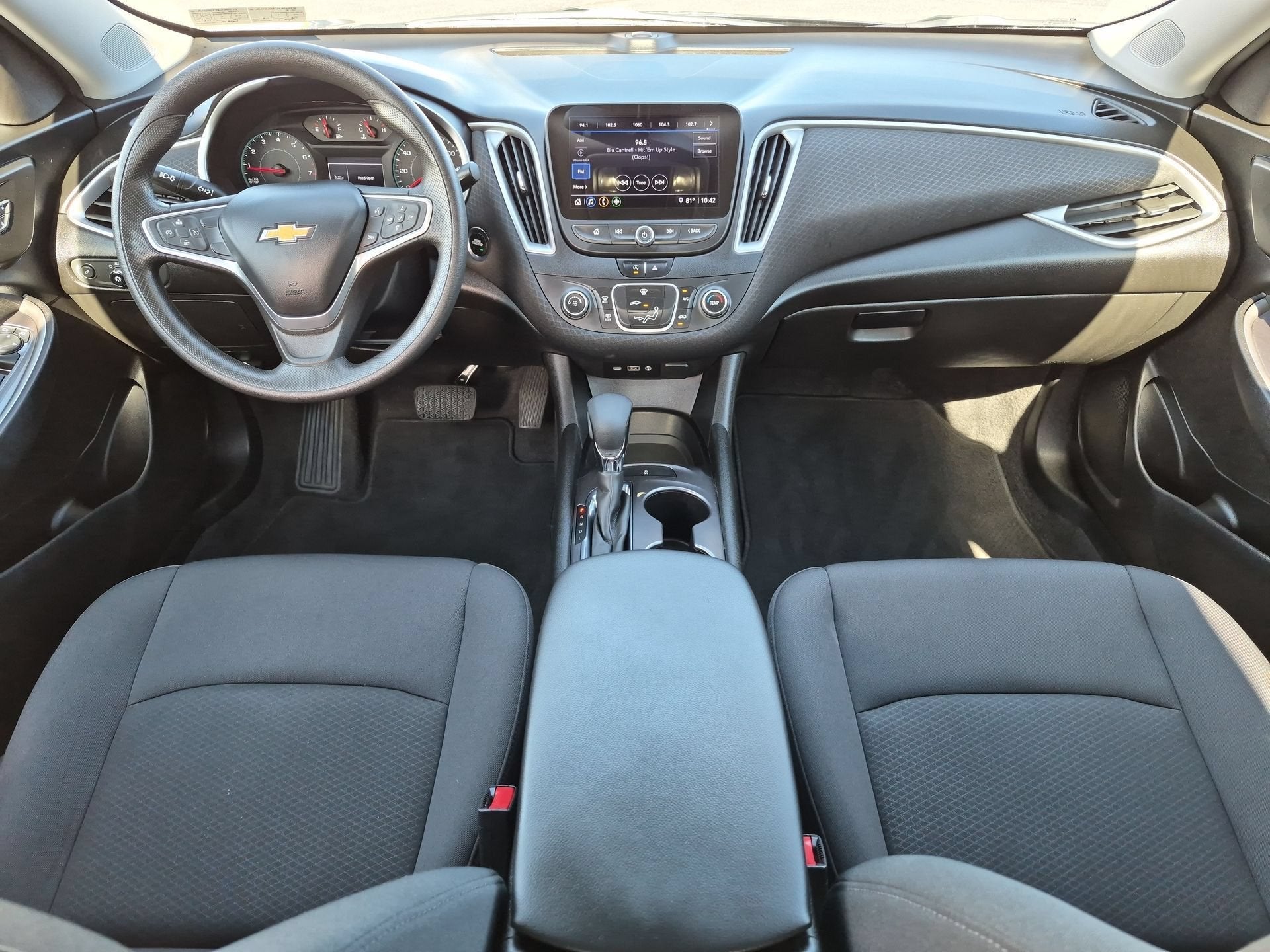 2022 Chevrolet Malibu LS