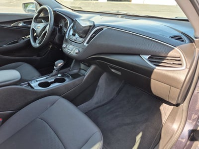 2022 Chevrolet Malibu LS