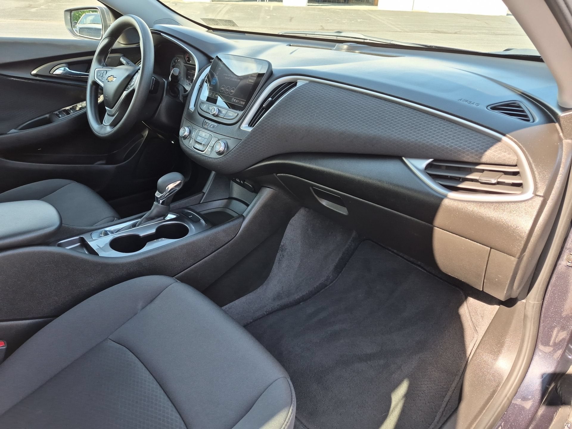 2022 Chevrolet Malibu LS