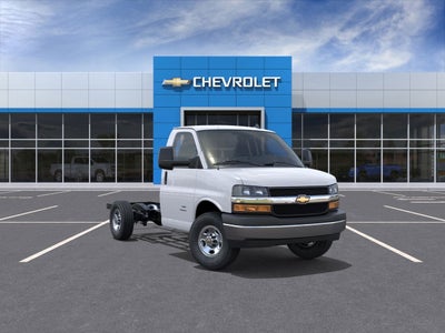 2025 Chevrolet Express Cutaway 3500 1WT Regular Wheelbase RWD