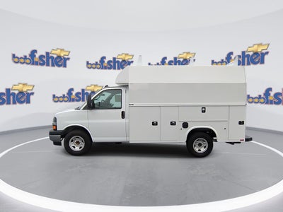 2025 Chevrolet Express Cutaway 3500 1WT Regular Wheelbase RWD