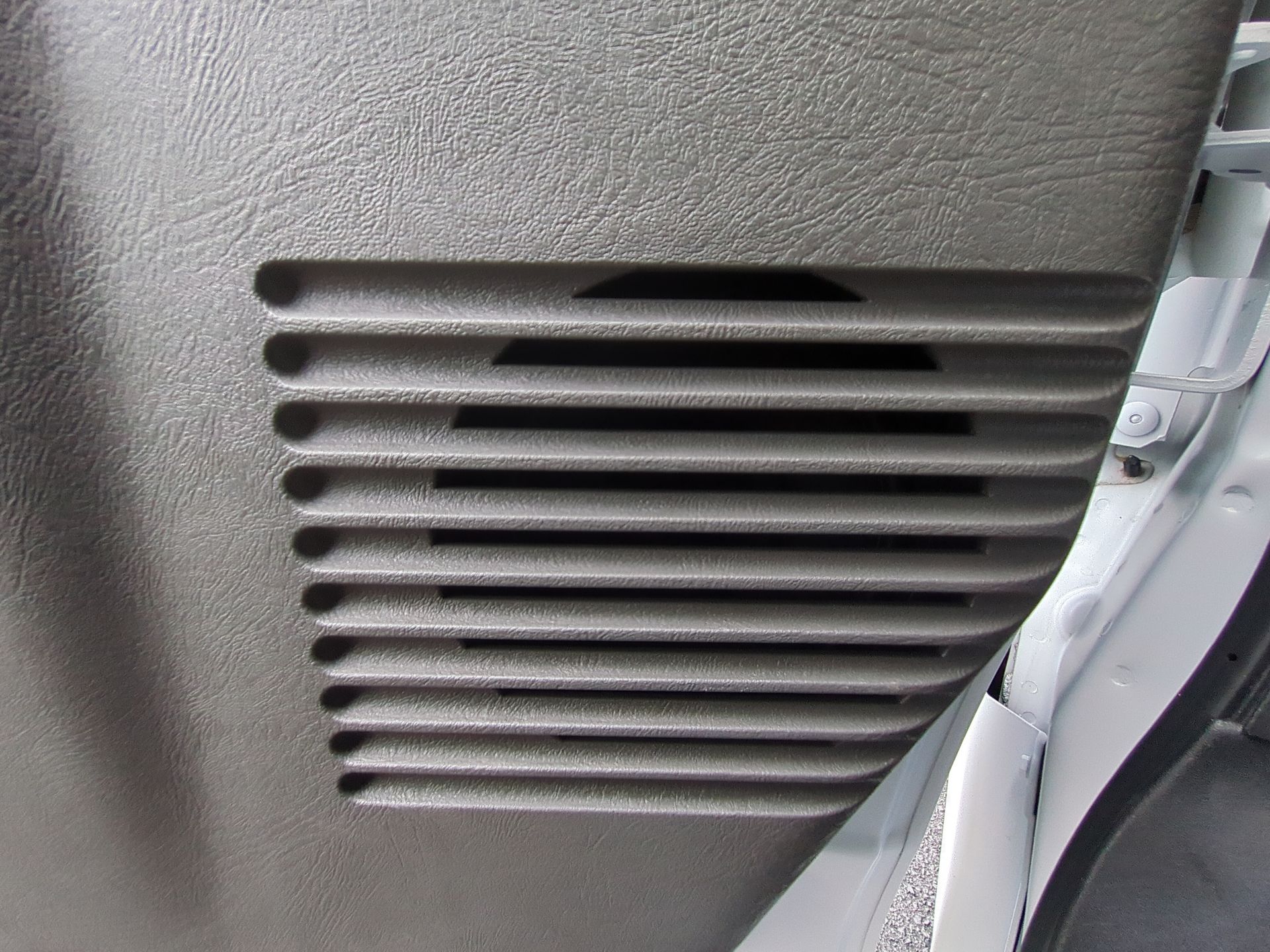 2025 Chevrolet Express Cutaway 3500 1WT Regular Wheelbase RWD