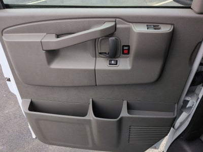 2025 Chevrolet Express Cutaway 3500 1WT Regular Wheelbase RWD