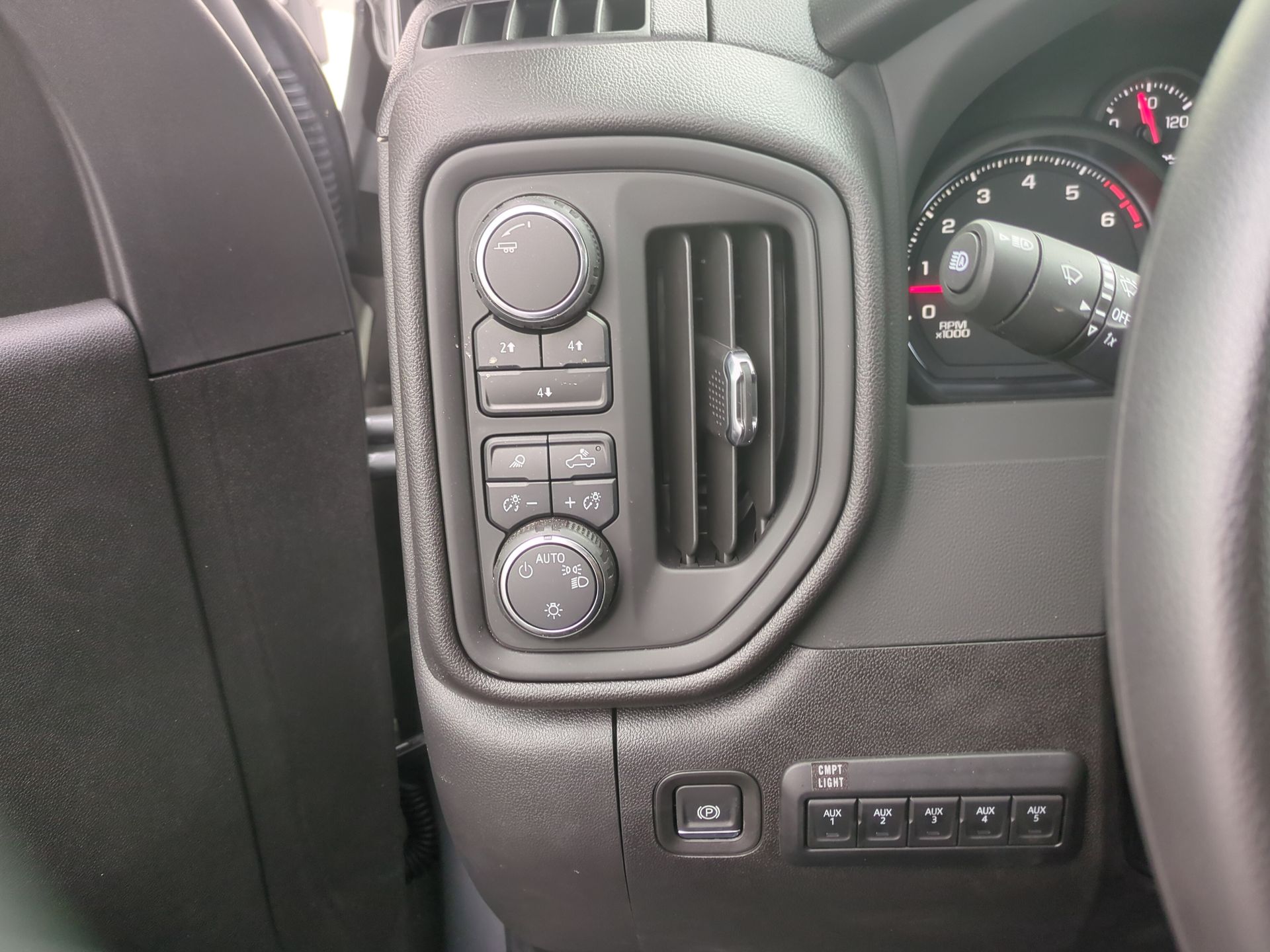 2025 Chevrolet Silverado 3500 HD WT Regular Cab Long Box 4WD