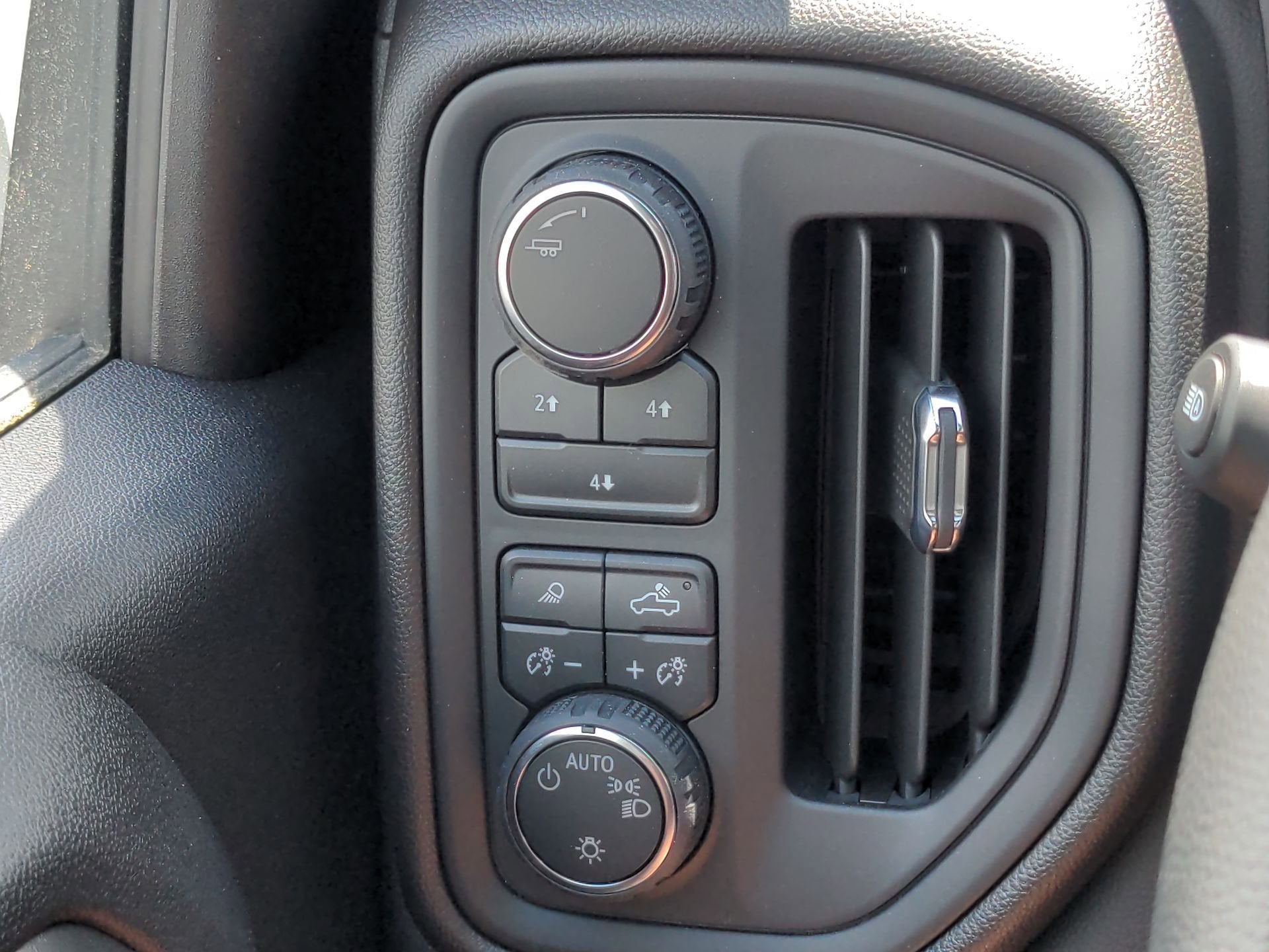 2024 Chevrolet Silverado 3500 HD Chassis Cab Work Truck Regular Cab 4WD