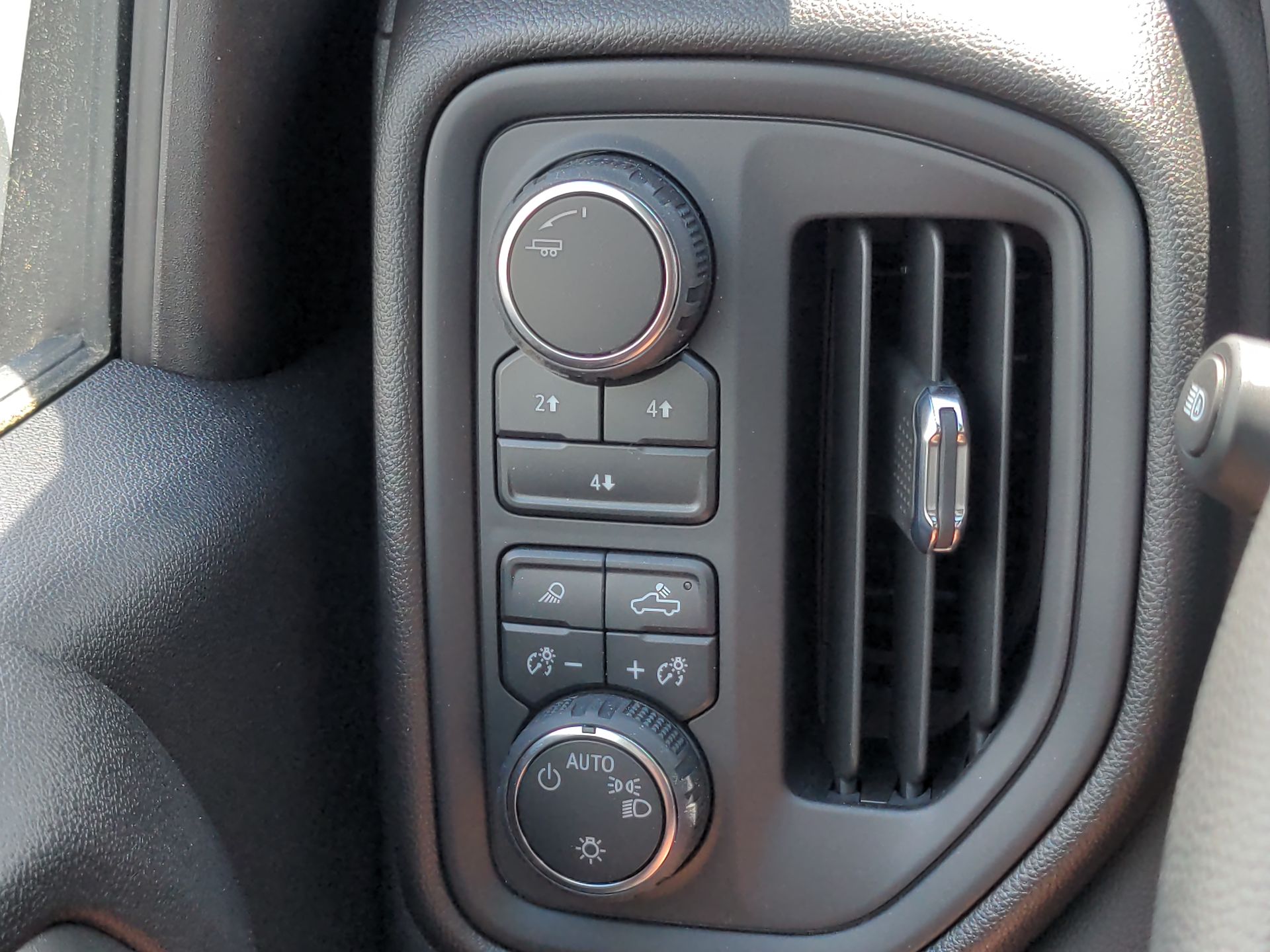 2024 Chevrolet Silverado 3500 HD Chassis Cab Work Truck Regular Cab 4WD