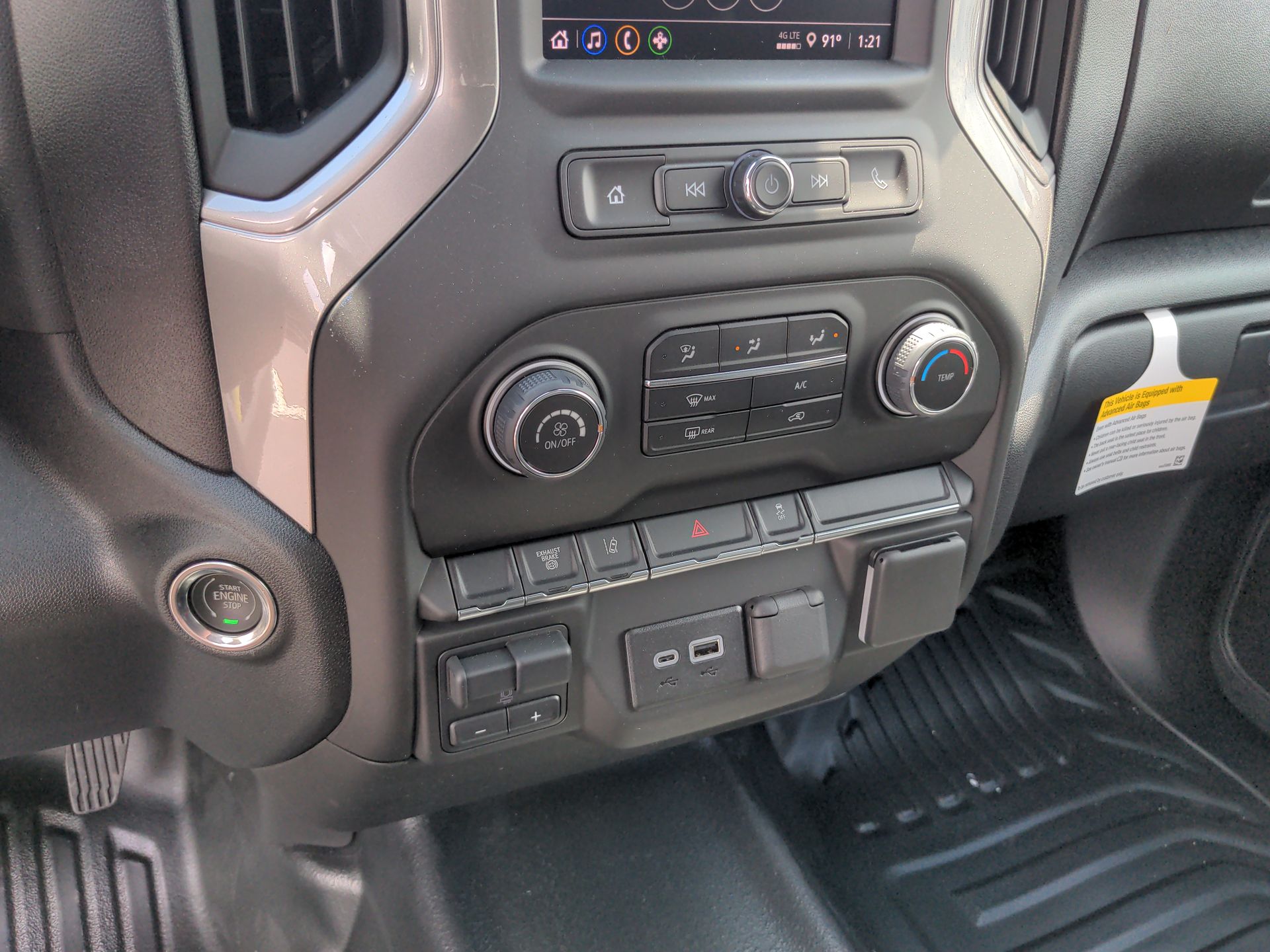 2024 Chevrolet Silverado 3500 HD Chassis Cab Work Truck Regular Cab 4WD