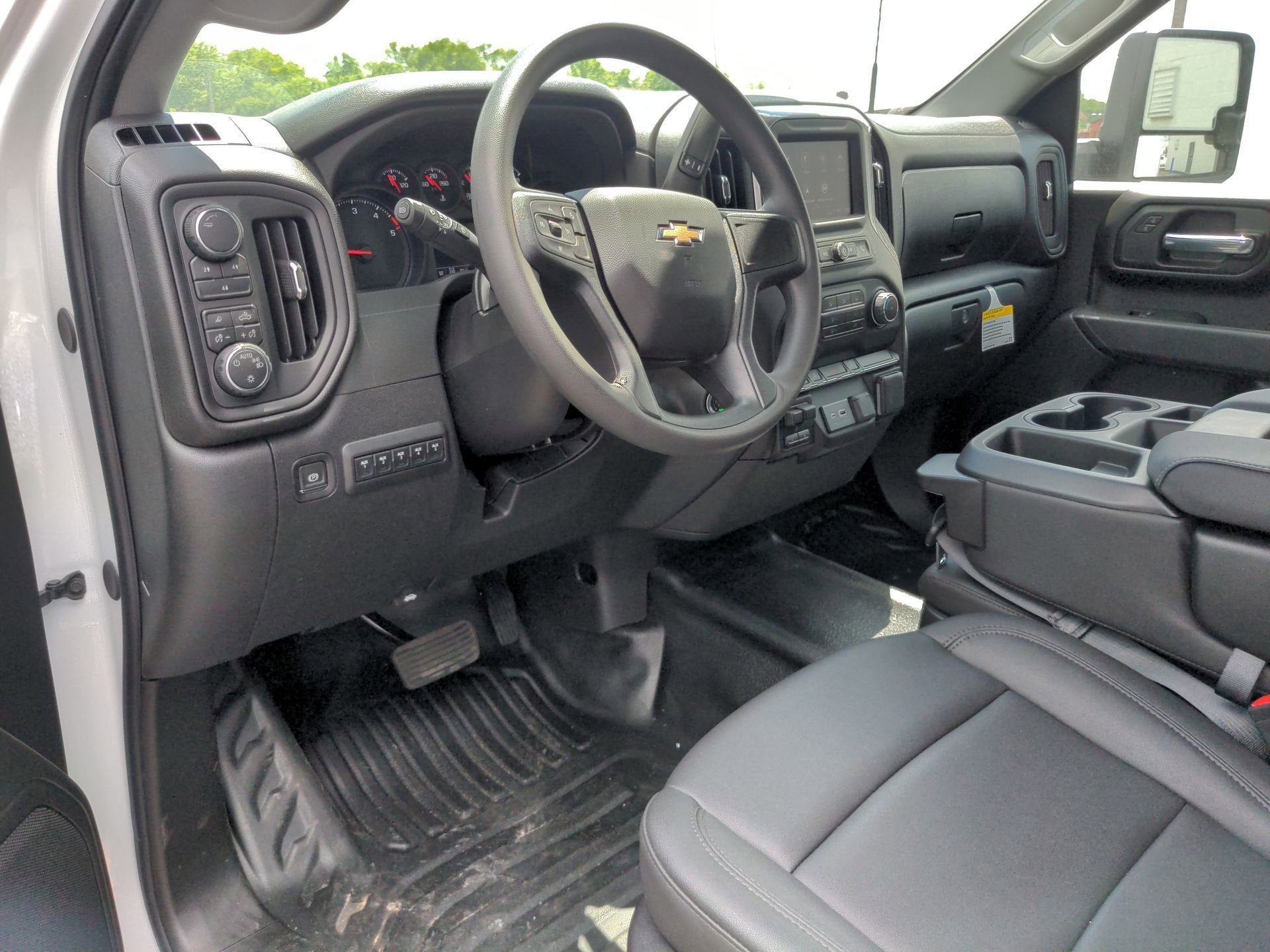 2024 Chevrolet Silverado 3500 HD Chassis Cab Work Truck Regular Cab 4WD