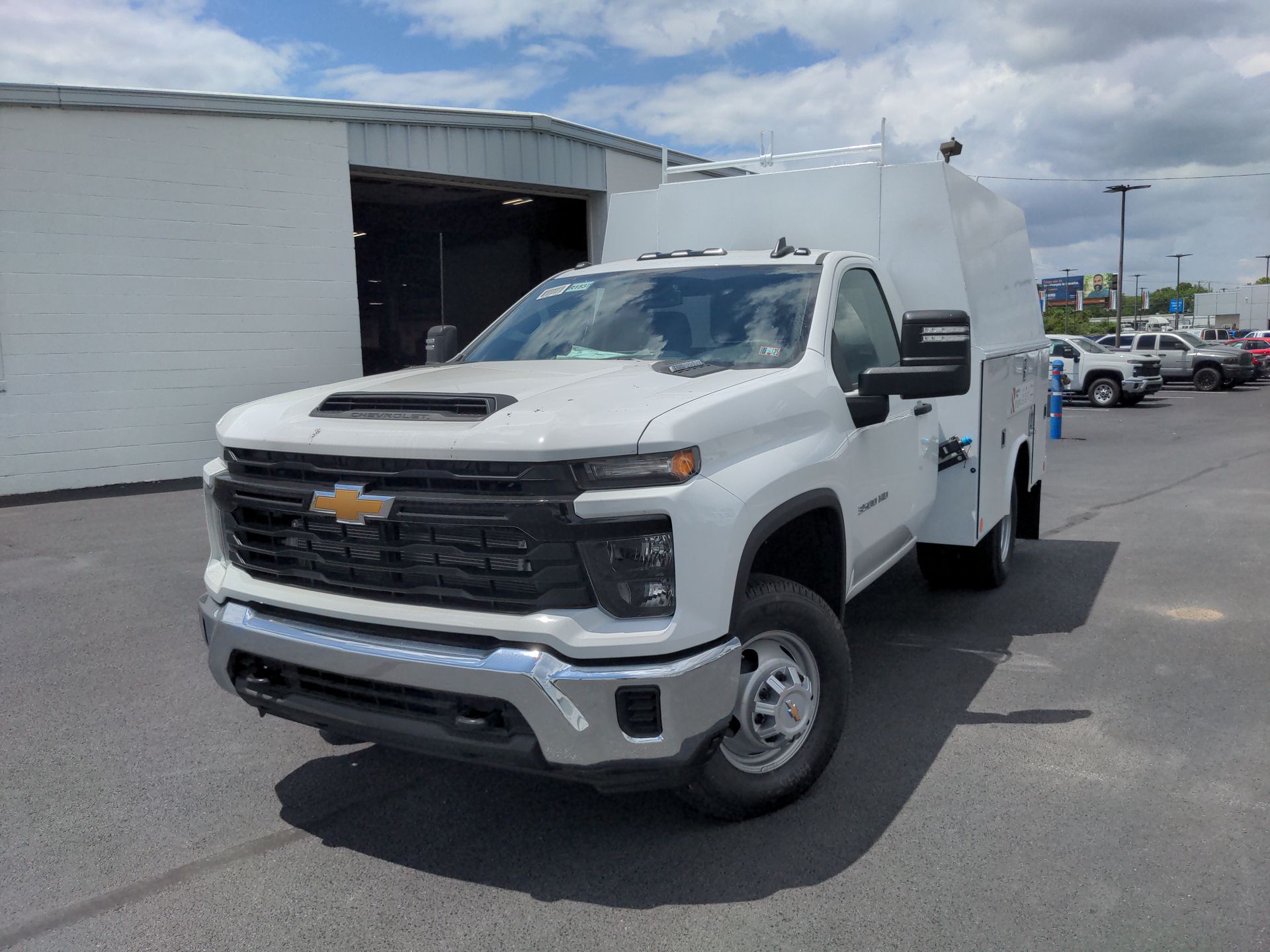 2024 Chevrolet Silverado 3500 HD Chassis Cab Work Truck Regular Cab 4WD