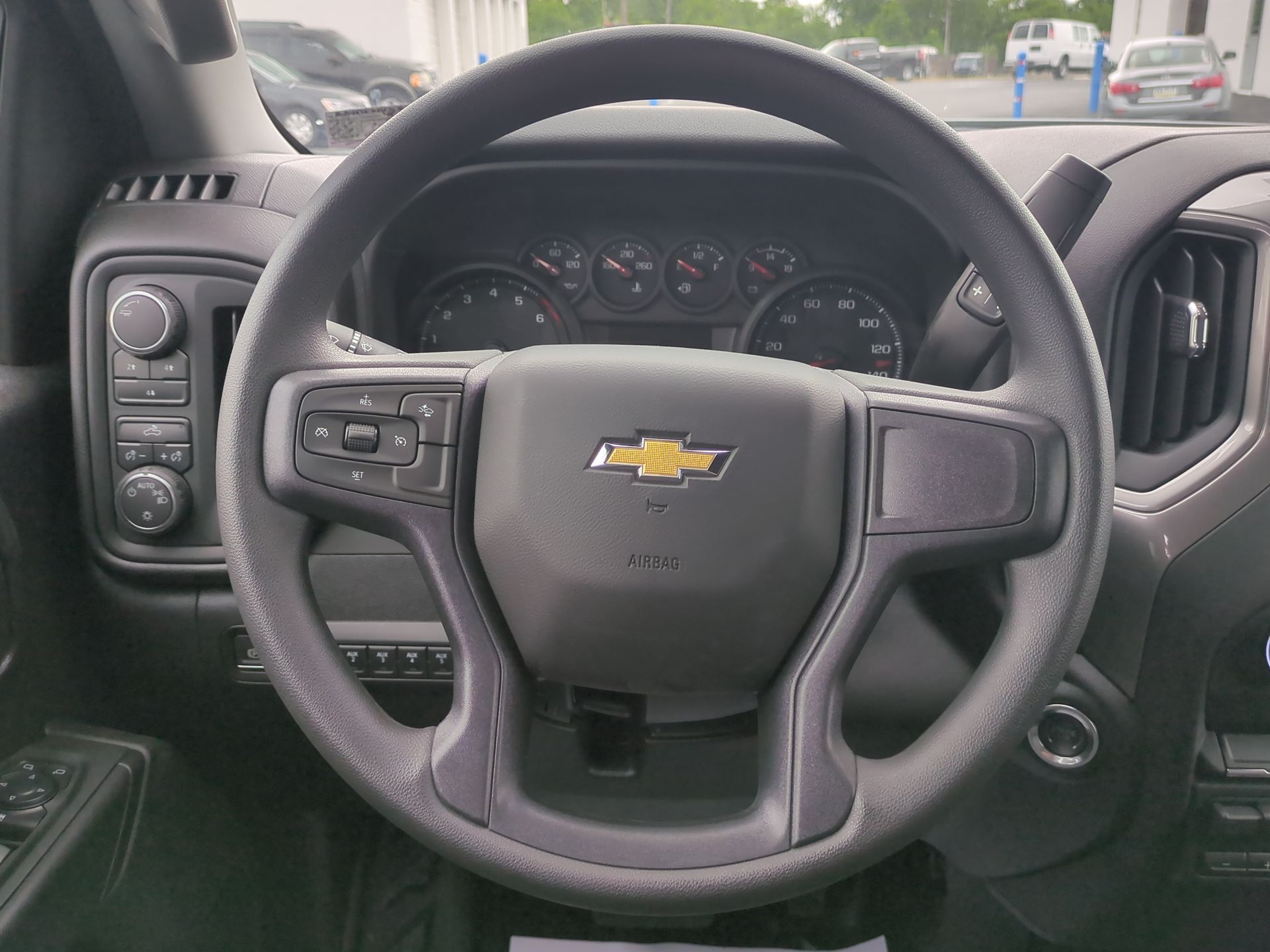 2025 Chevrolet Silverado 3500 HD WT DRW Crew Cab Long Box 4WD