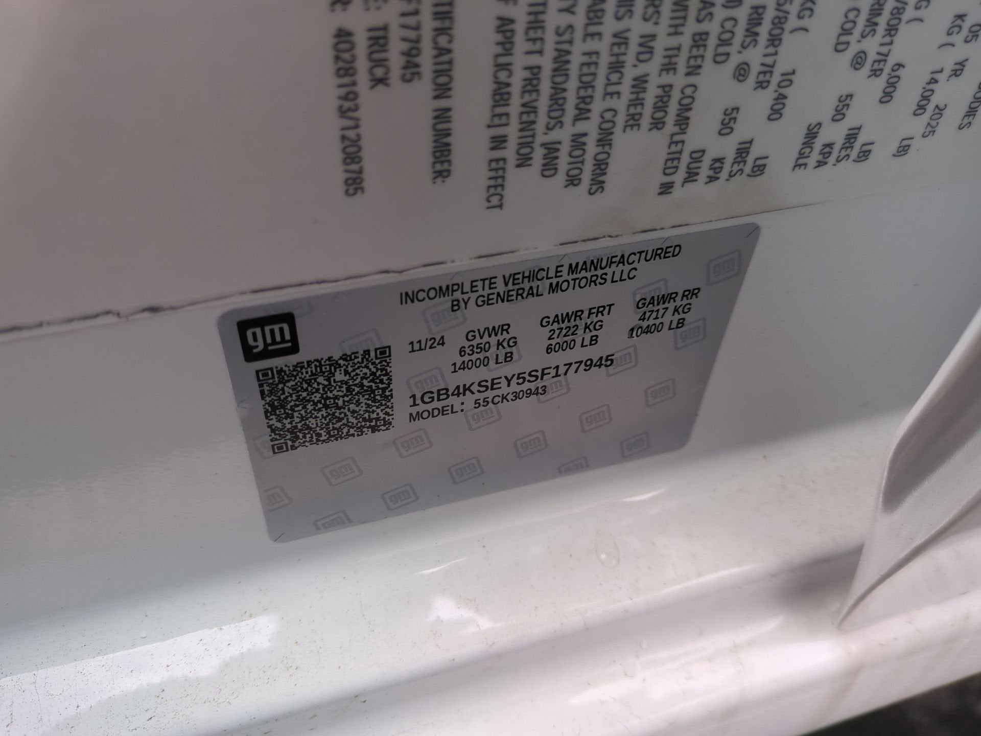 2025 Chevrolet Silverado 3500 HD WT Crew Cab Long Box 4WD