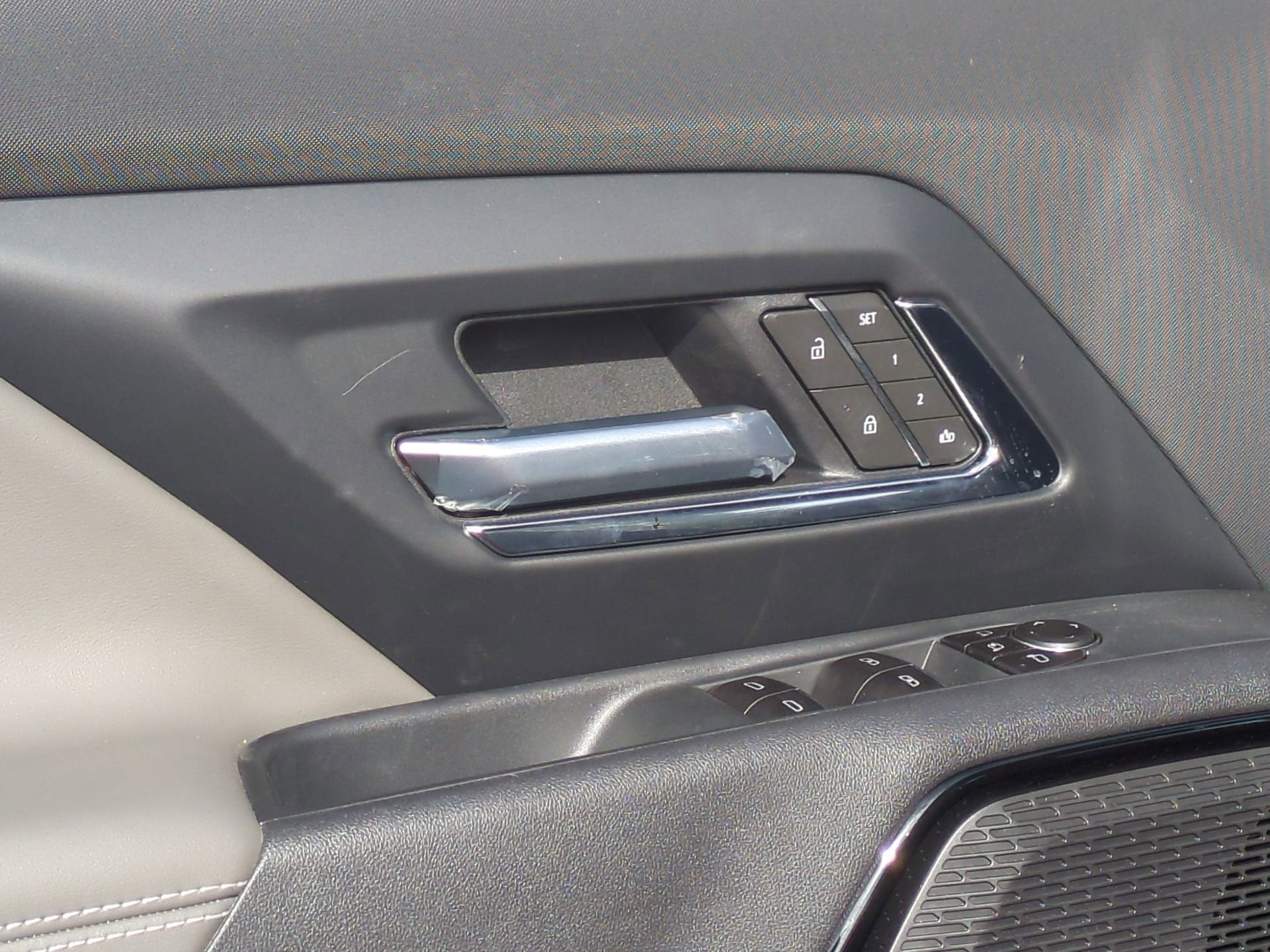 2026 Chevrolet Silverado EV Trail Boss - Extended Range Crew Cab Short Box 4WD