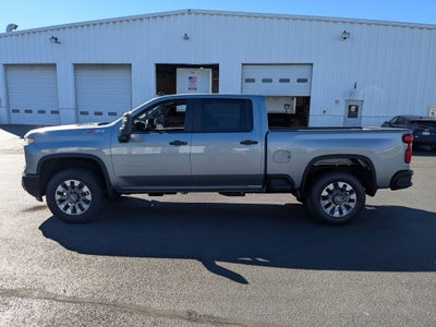 2026 Chevrolet Silverado 2500 HD Custom Crew Cab Standard Box 4WD