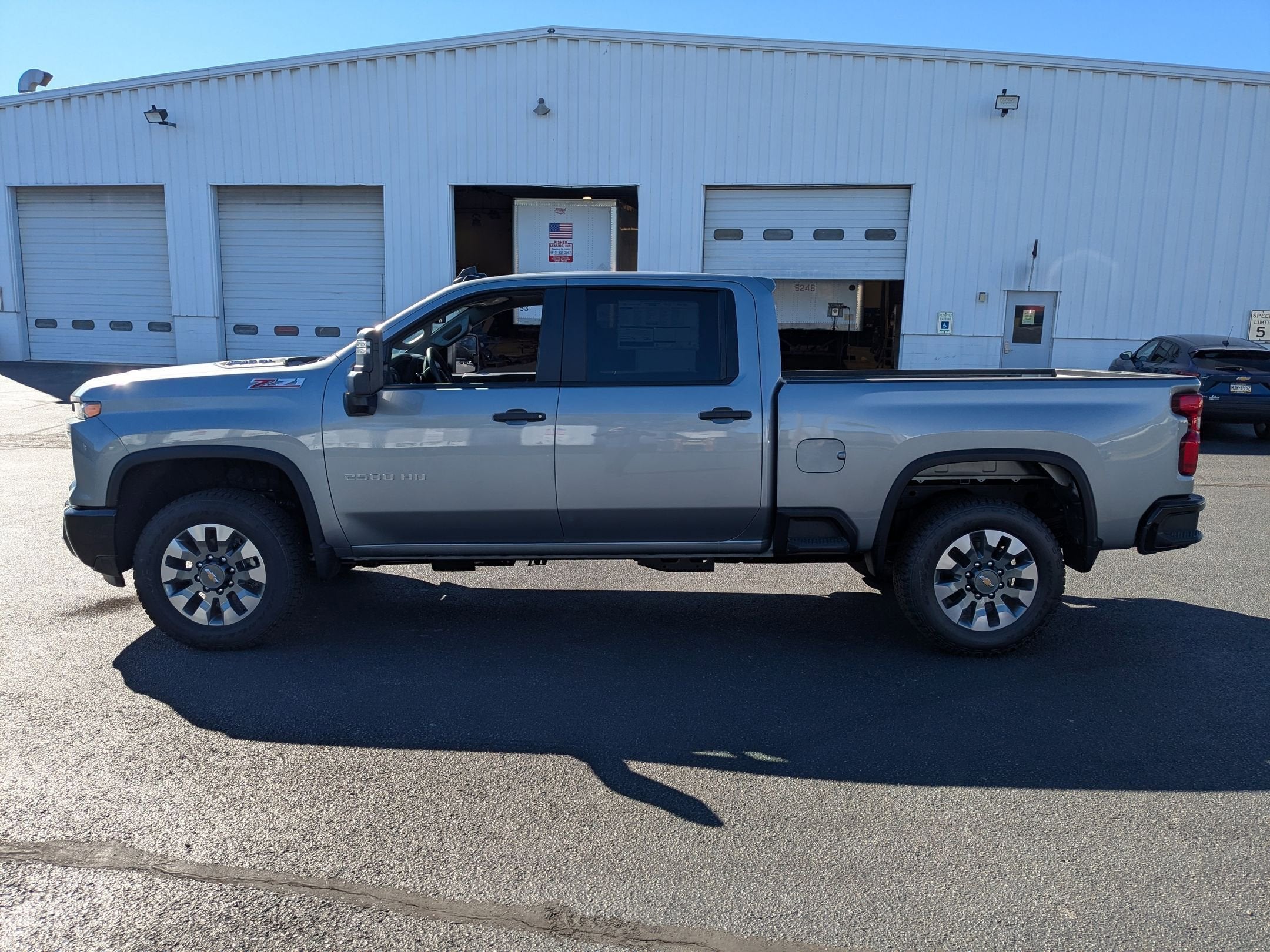 2026 Chevrolet Silverado 2500 HD Custom Crew Cab Standard Box 4WD