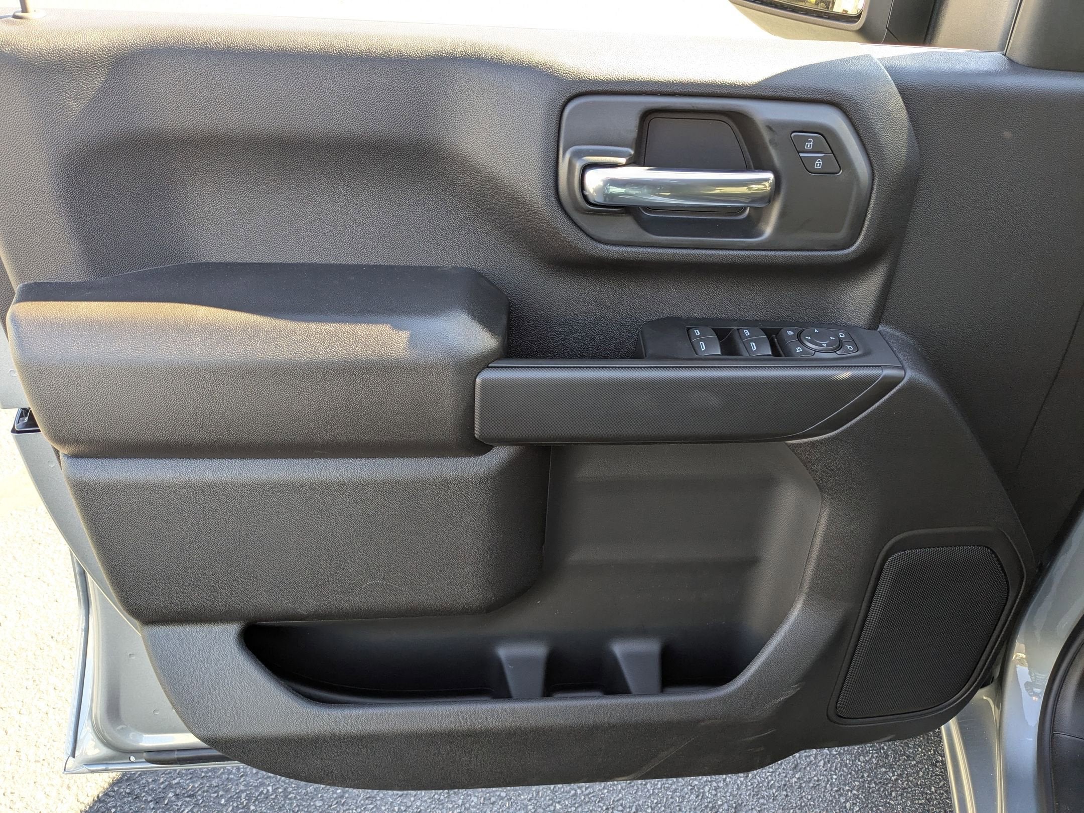 2026 Chevrolet Silverado 2500 HD Custom Crew Cab Standard Box 4WD