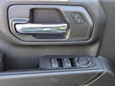 2026 Chevrolet Silverado 2500 HD Custom Crew Cab Standard Box 4WD