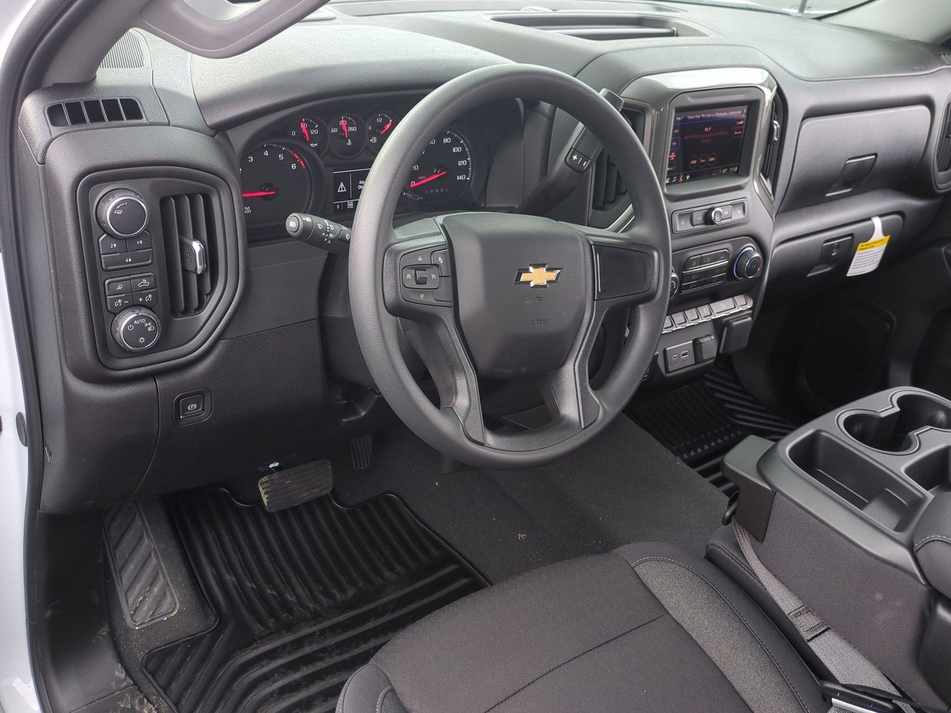 2026 Chevrolet Silverado 2500 HD Custom Crew Cab Standard Box 4WD