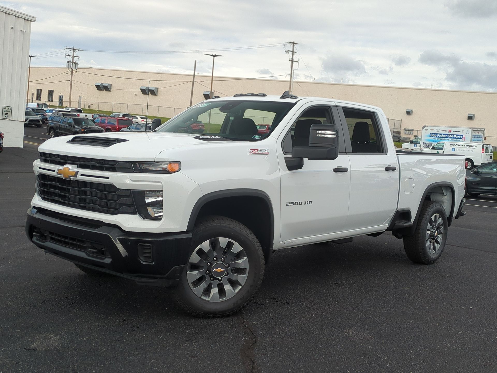 2026 Chevrolet Silverado 2500 HD Custom Crew Cab Standard Box 4WD