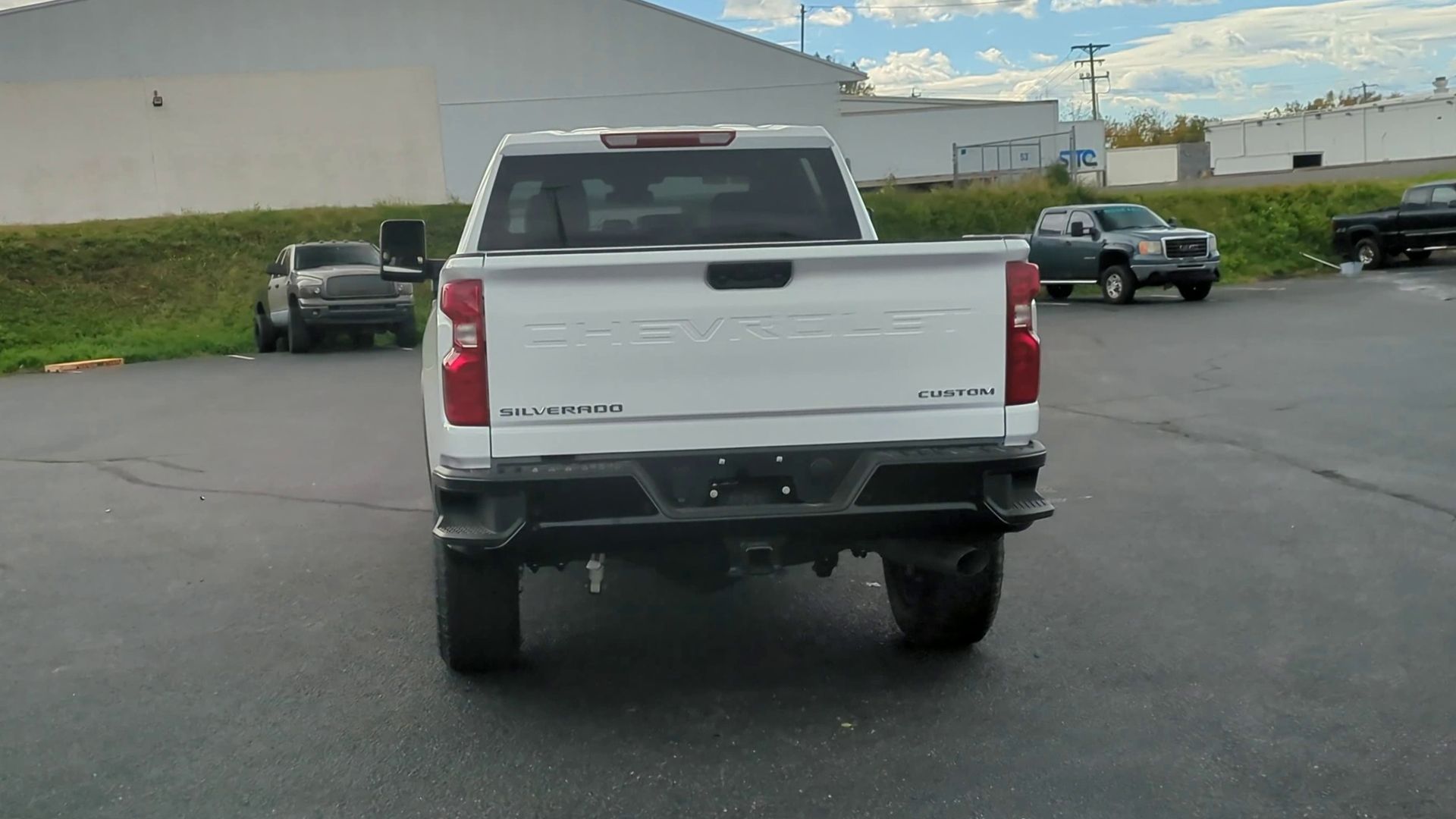 2026 Chevrolet Silverado 2500 HD Custom Crew Cab Standard Box 4WD