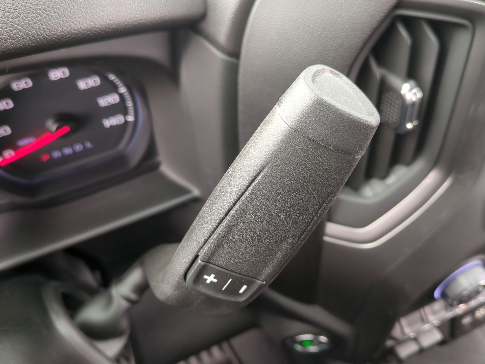 2026 Chevrolet Silverado 2500 HD Custom Crew Cab Standard Box 4WD