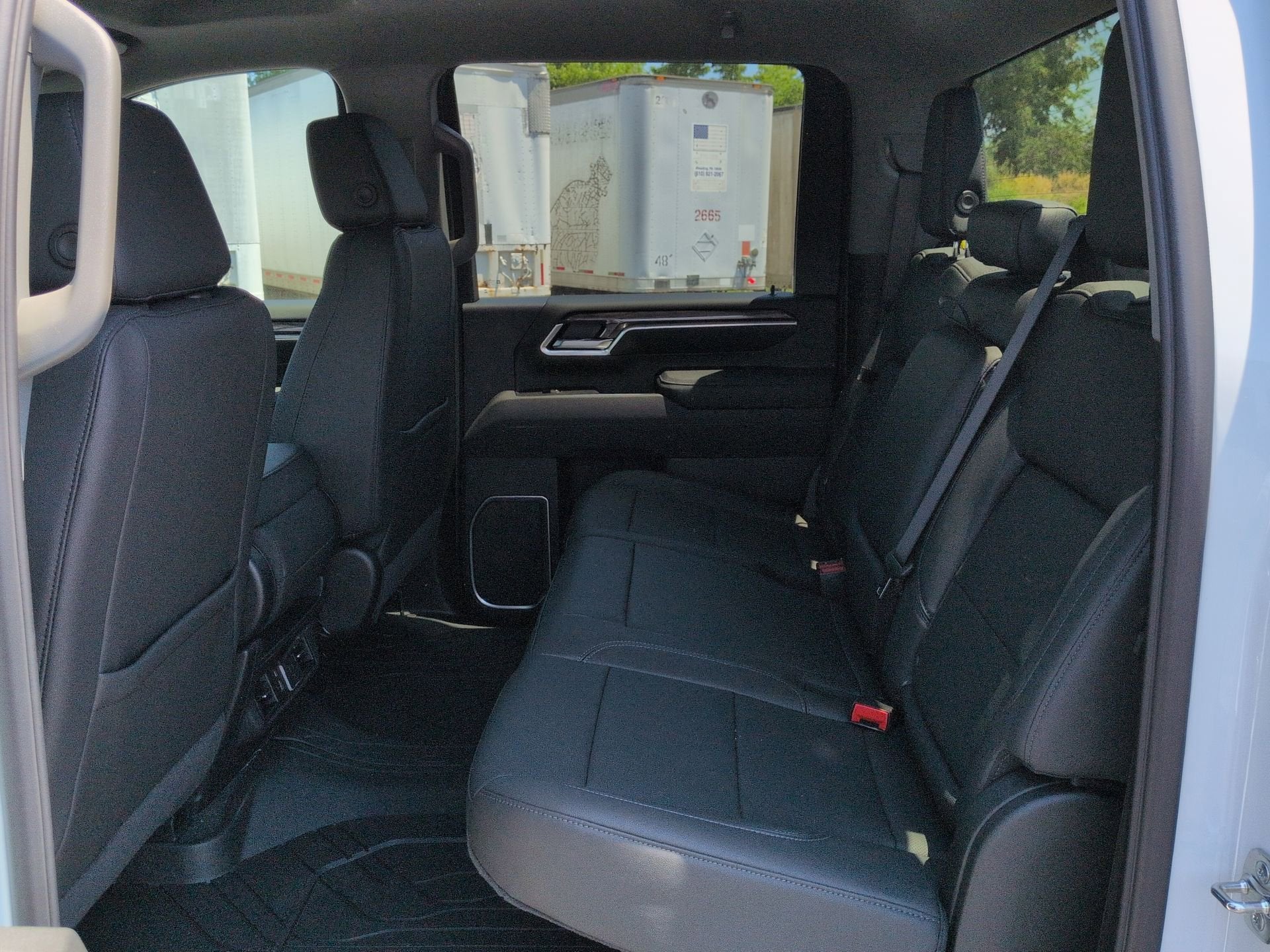 2026 Chevrolet Silverado 3500 HD LTZ DRW Crew Cab Long Box 4WD