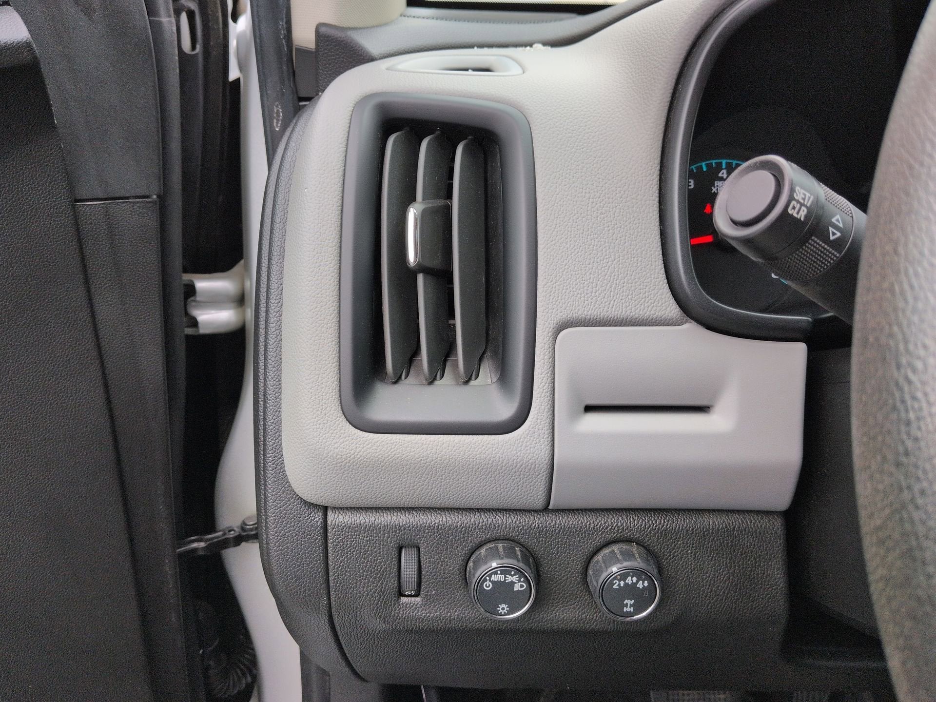 2017 Chevrolet Colorado Work Truck - Photo 16