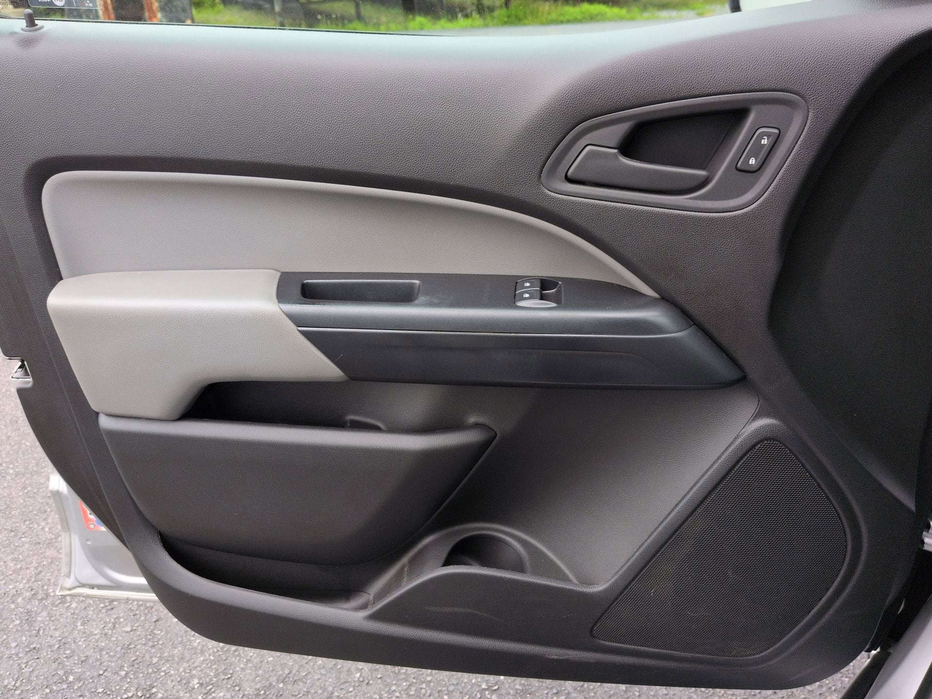 2017 Chevrolet Colorado Work Truck - Photo 19