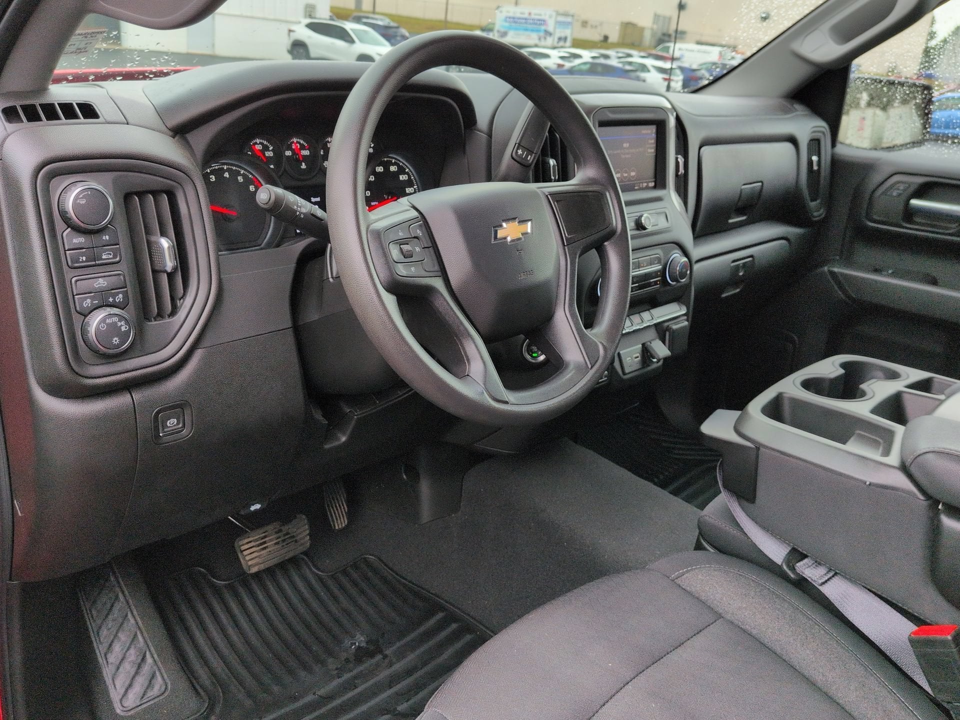 2024 Chevrolet Silverado 1500 Custom