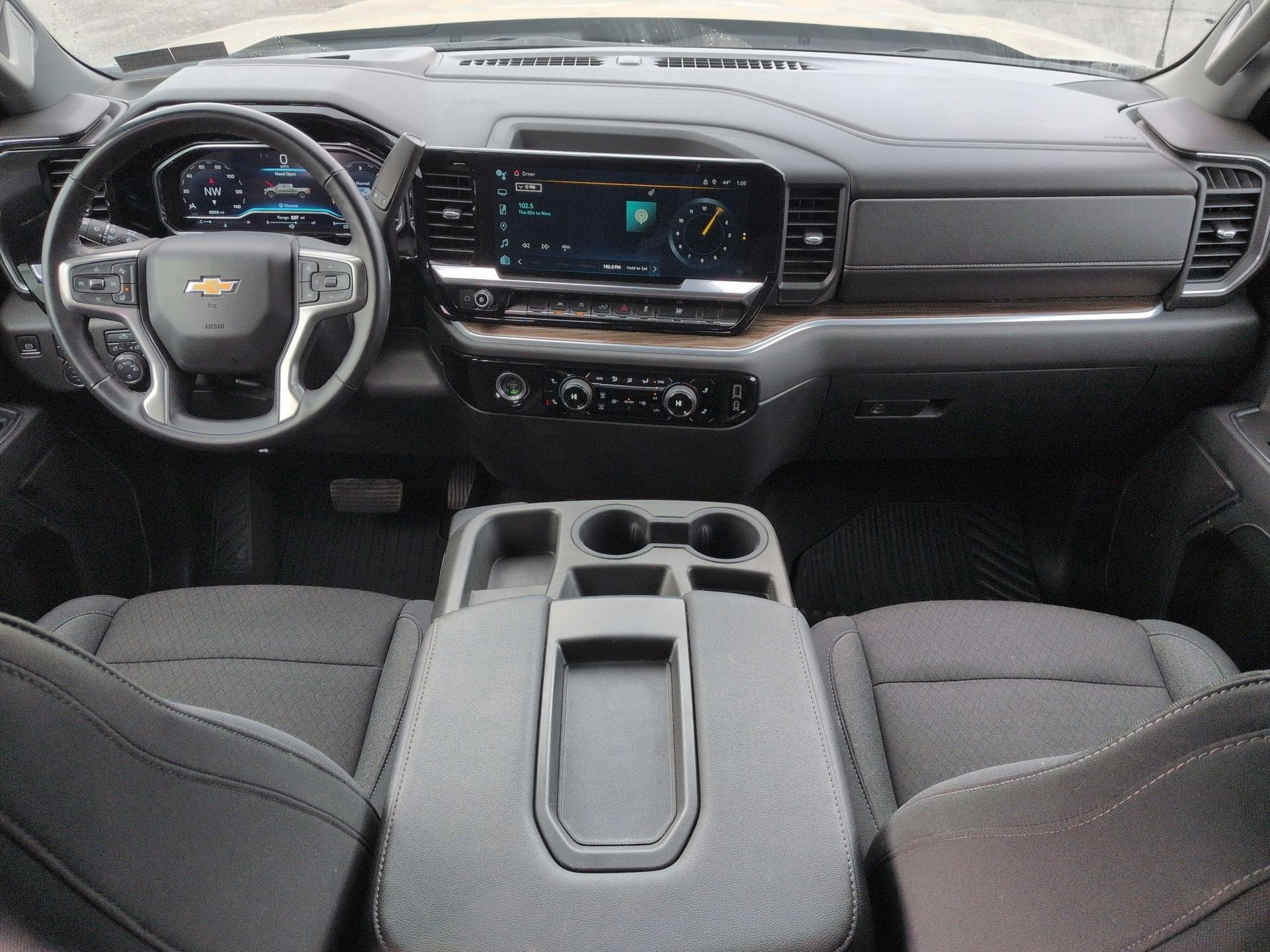 2023 Chevrolet Silverado 1500 LT (2FL)