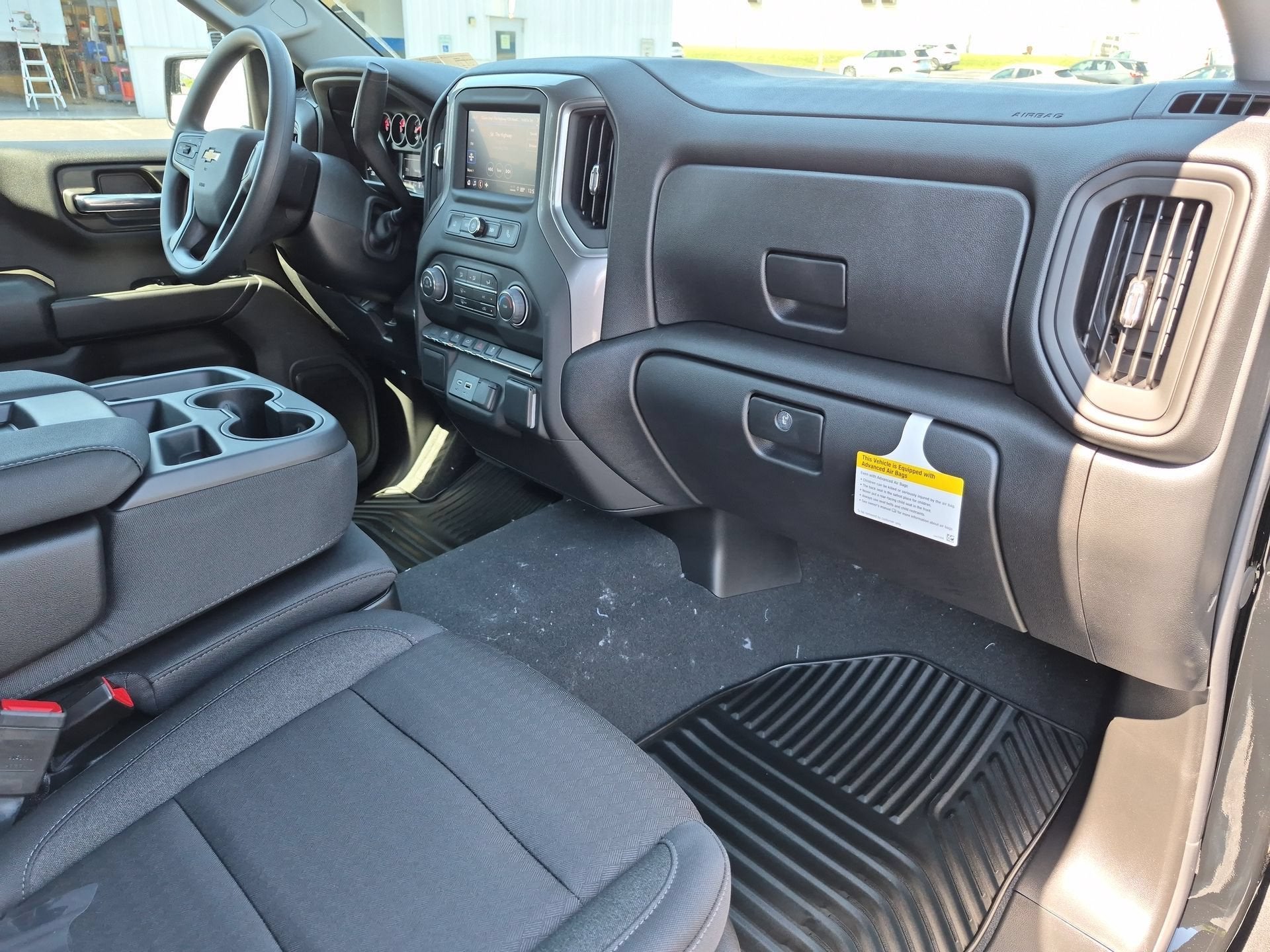 2026 Chevrolet Silverado 1500 Custom Crew Cab Standard Box 4WD