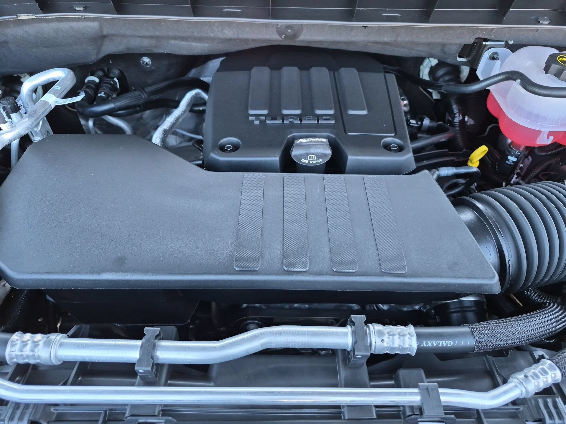 2026 Chevrolet Silverado 1500 Custom Crew Cab Standard Box 4WD