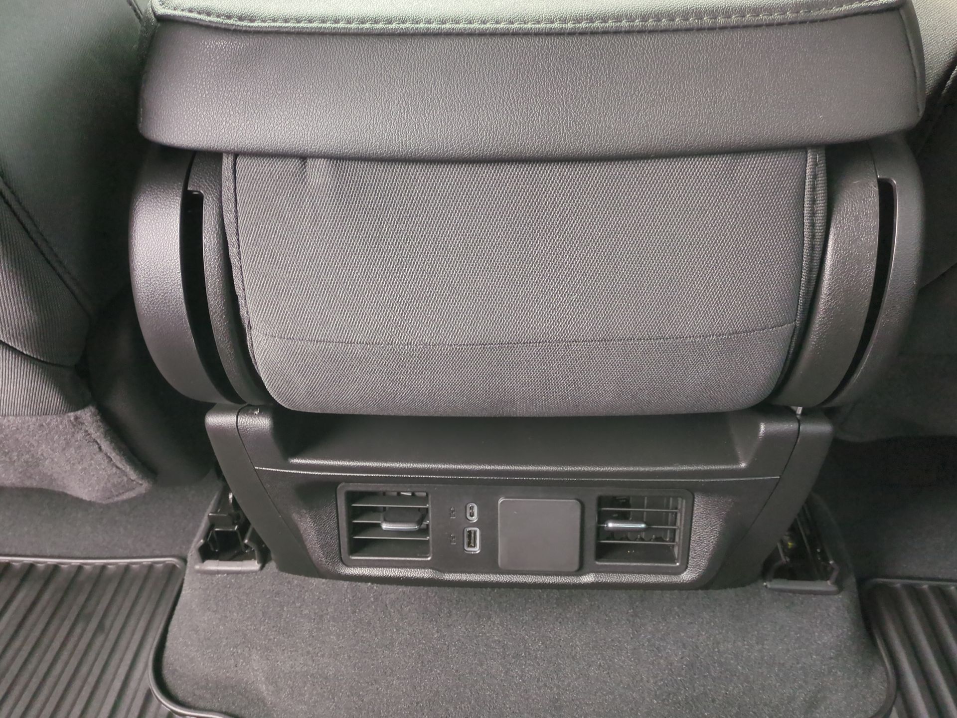 2026 Chevrolet Silverado 1500 Custom Crew Cab Short Box 4WD