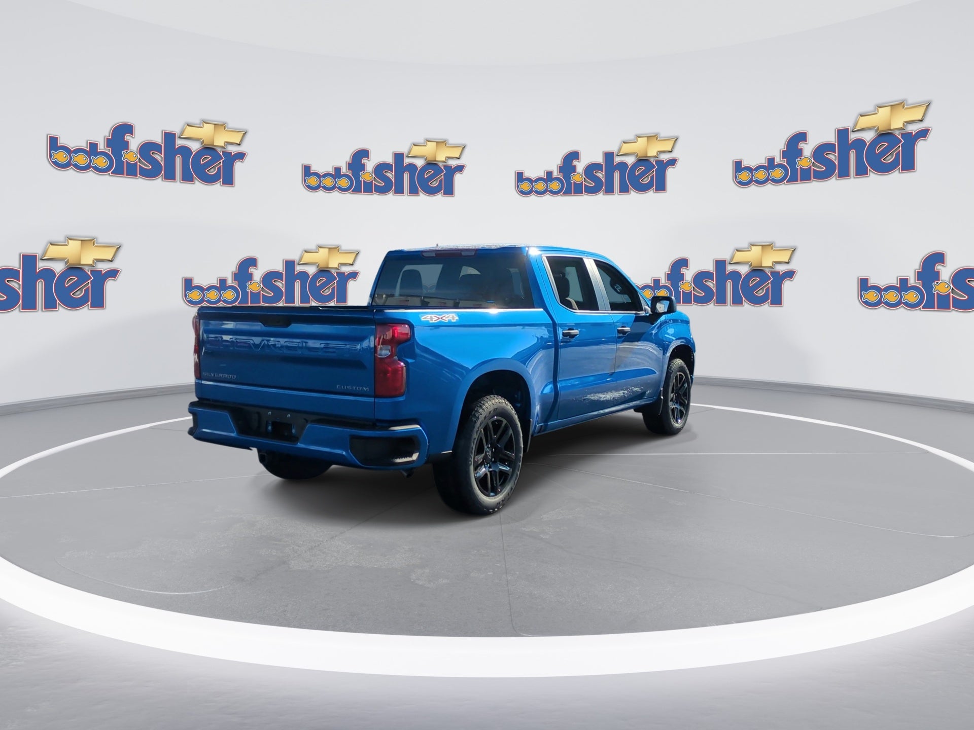 2026 Chevrolet Silverado 1500 Custom Crew Cab Short Box 4WD