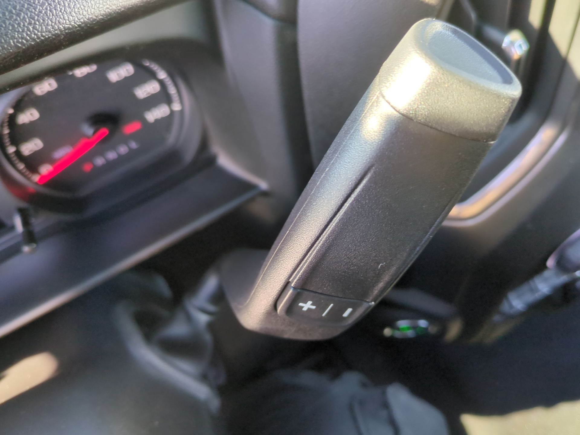 2026 Chevrolet Silverado 1500 Custom Crew Cab Short Box 4WD