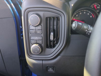 2026 Chevrolet Silverado 1500 Custom Crew Cab Short Box 4WD