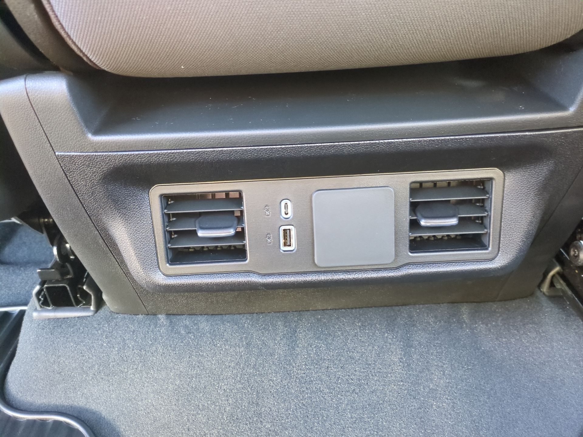 2026 Chevrolet Silverado 1500 Custom Crew Cab Short Box 4WD