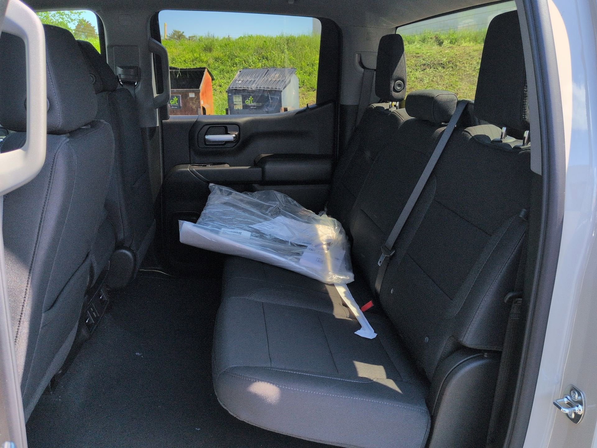 2026 Chevrolet Silverado 1500 Custom Crew Cab Short Box 4WD
